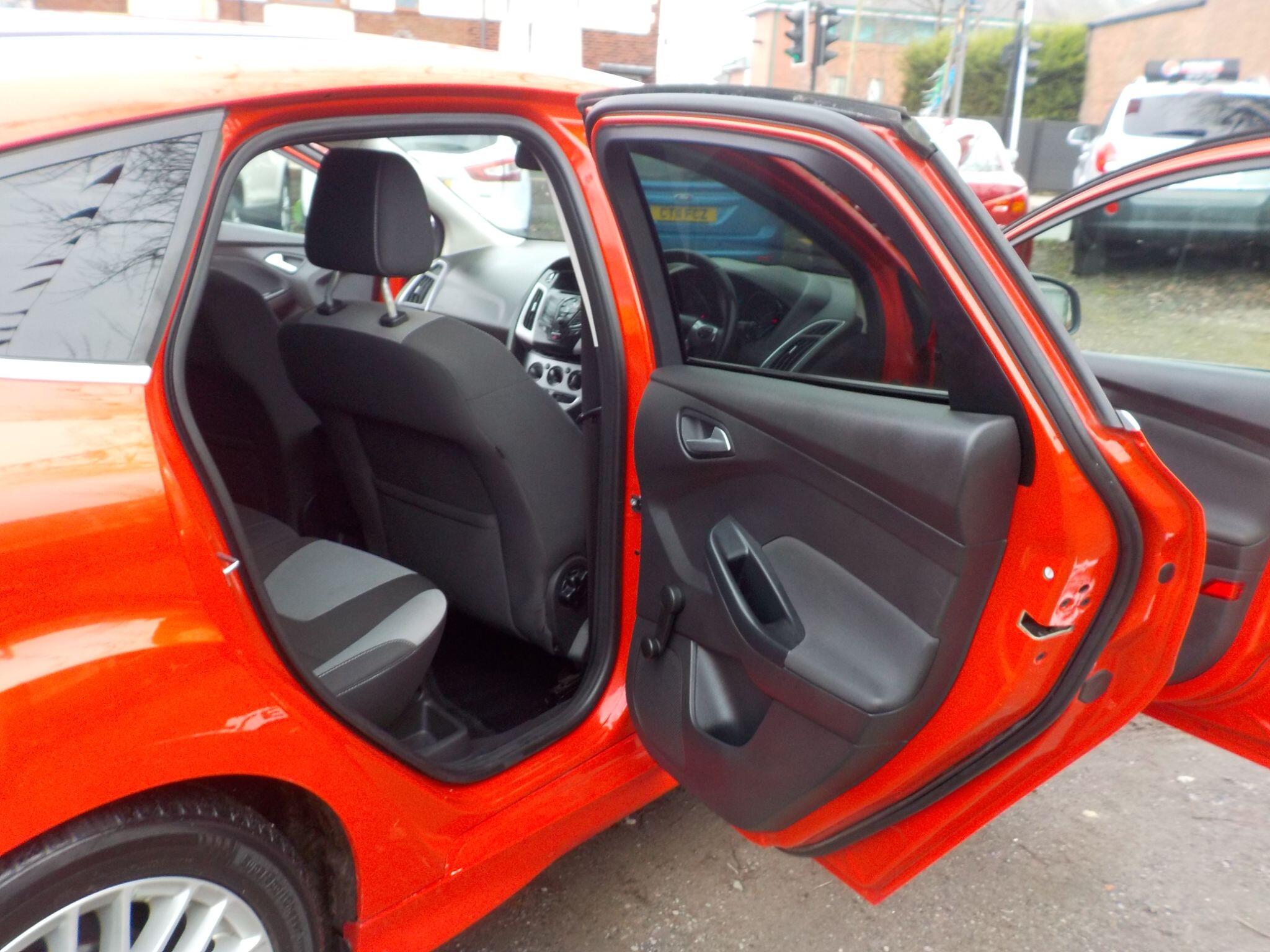 Ford Focus 1.6 TDCi Zetec S Euro 5 (s/s) 5dr