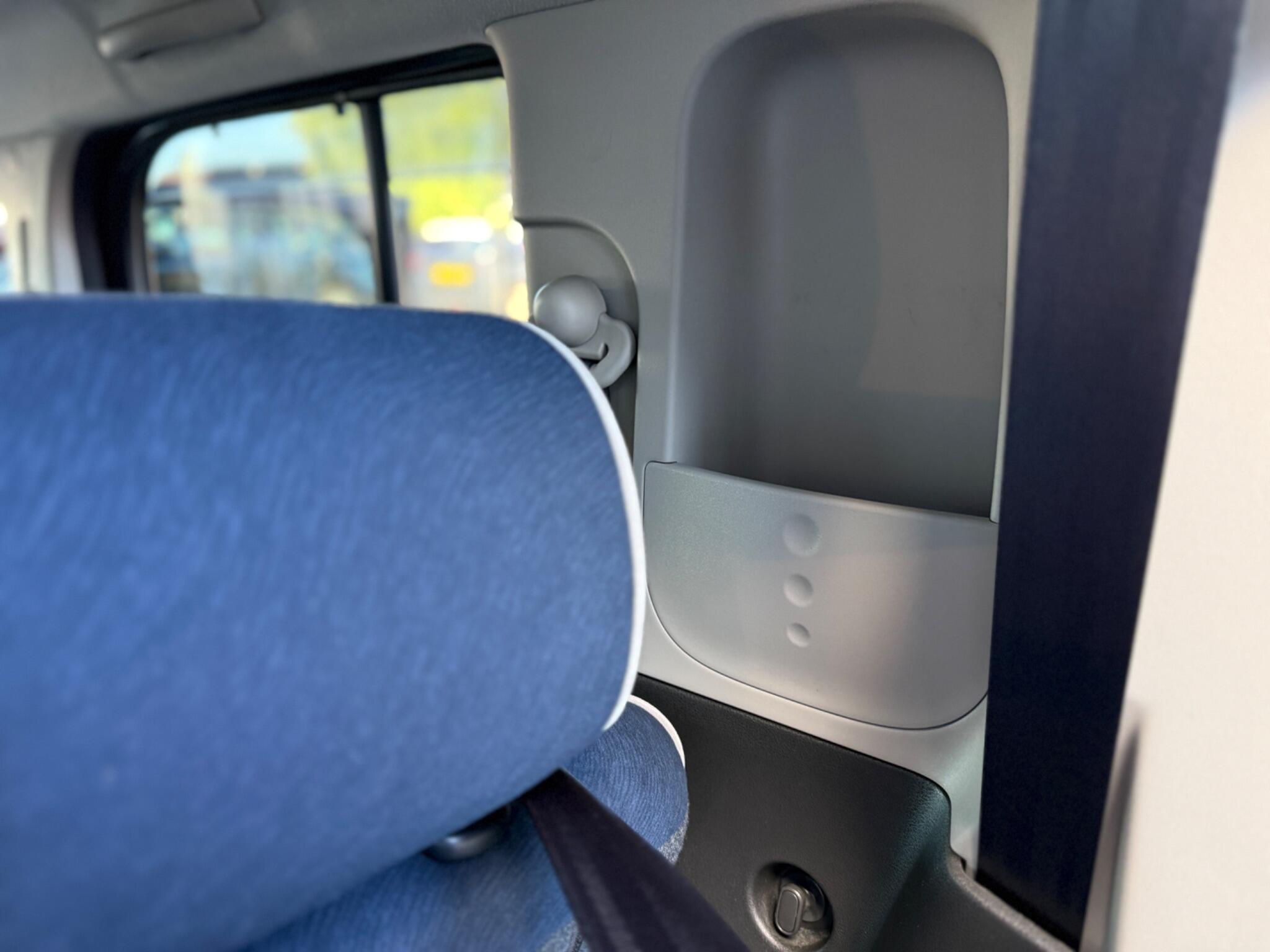 Nissan Cube view 67