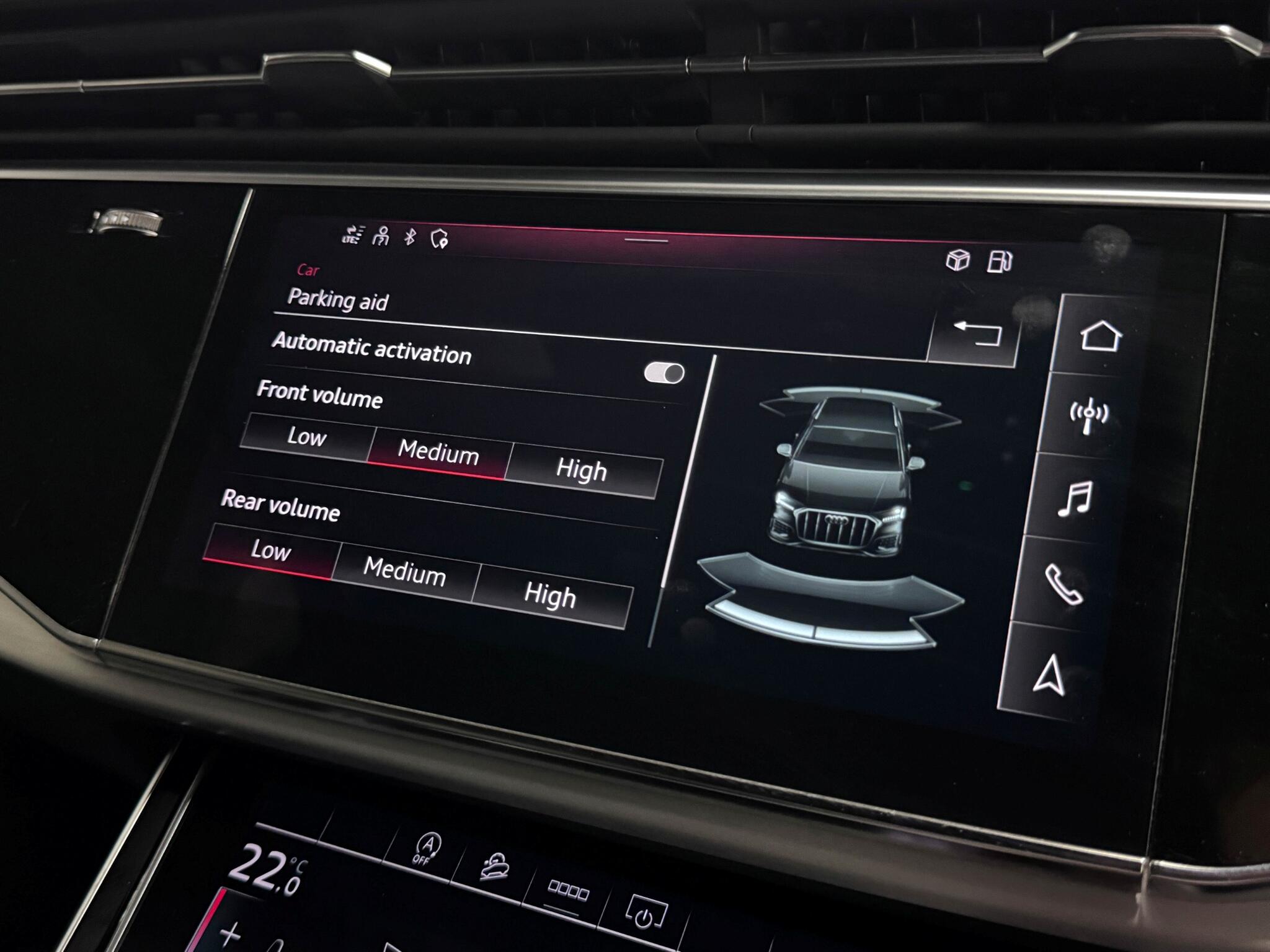 Audi Q7 view 49