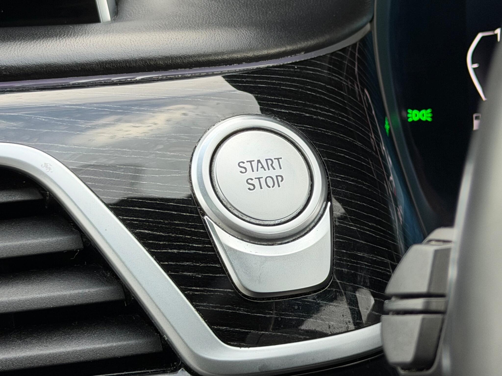 BMW 7 Series view 51
