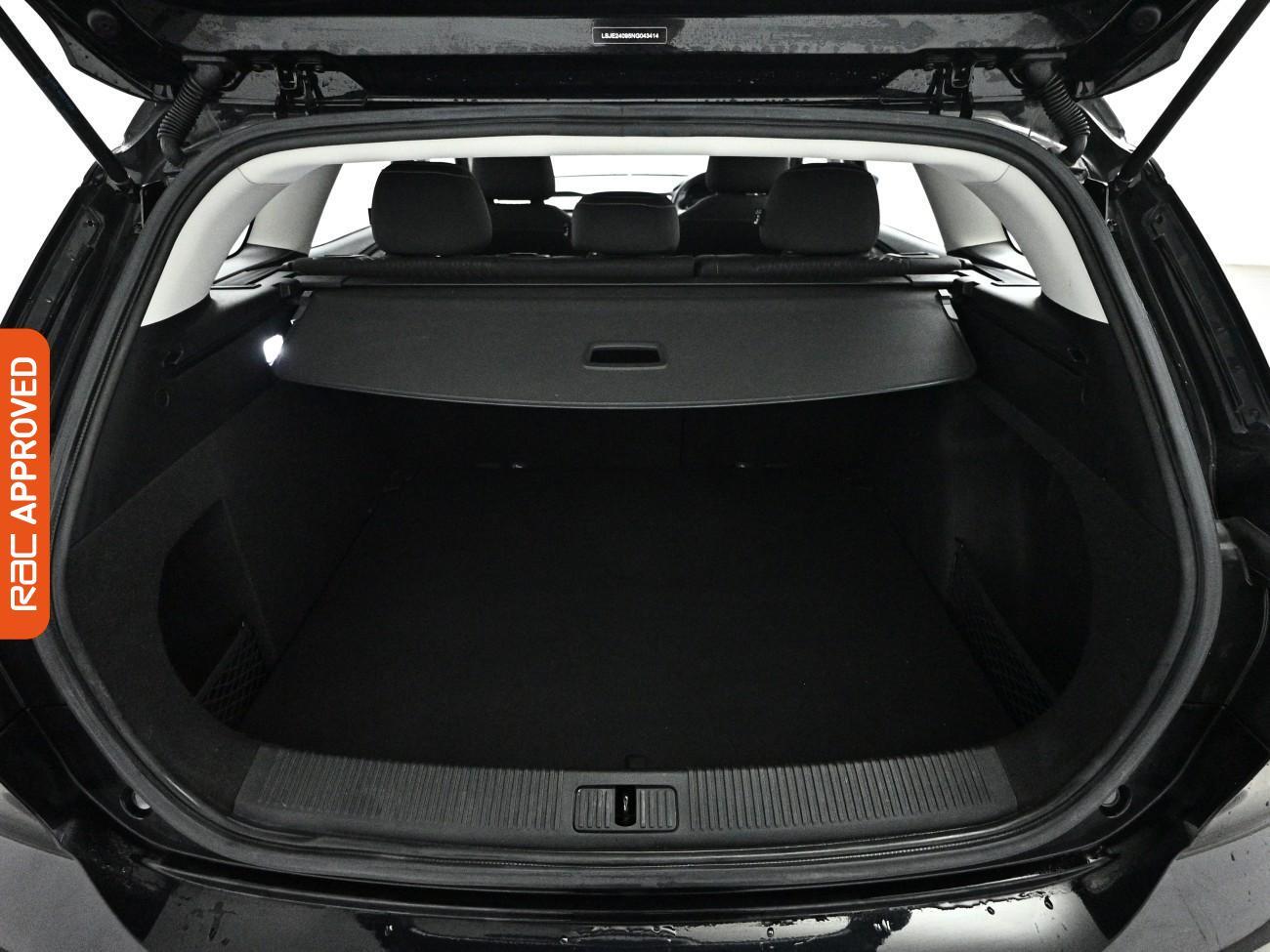 MG MG5 view 28