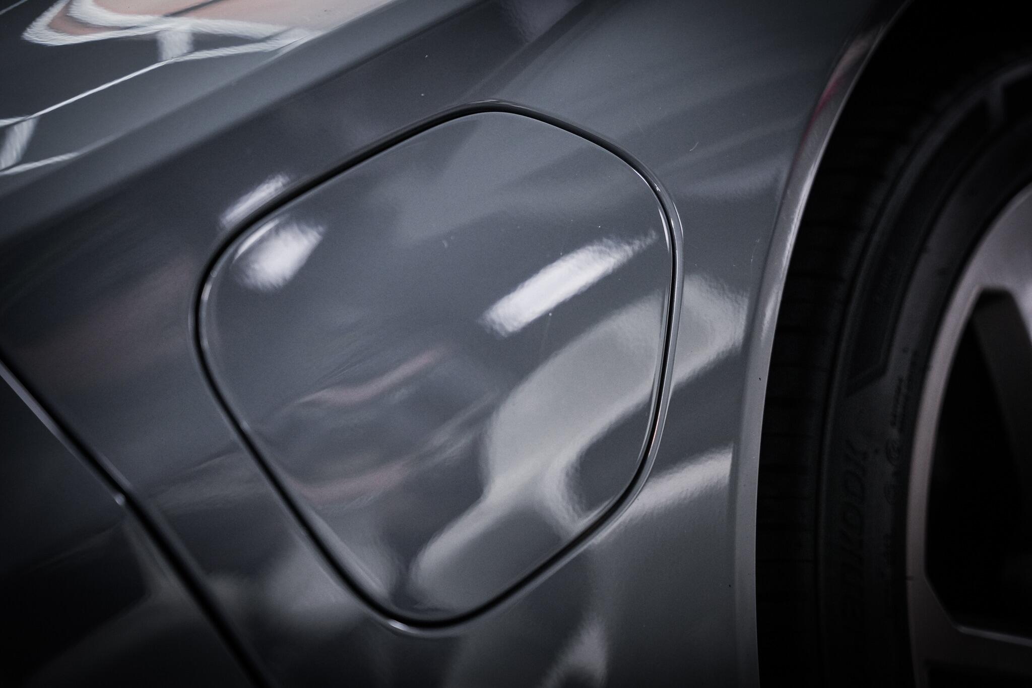Audi e-tron GT view 36