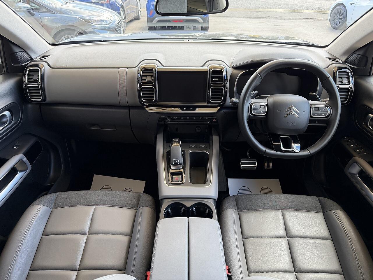 Citroen C5 Aircross view 9