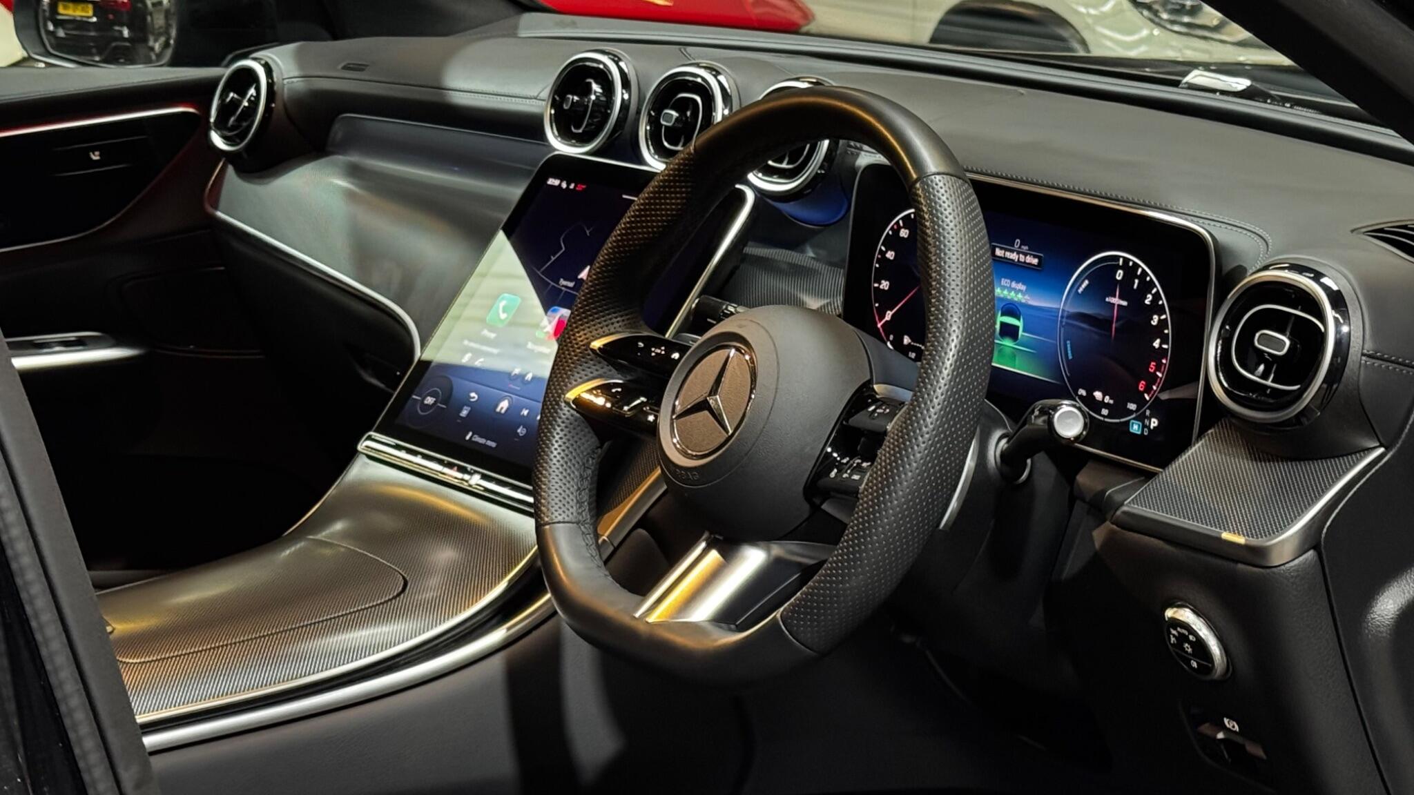 Mercedes-Benz GLC view 27