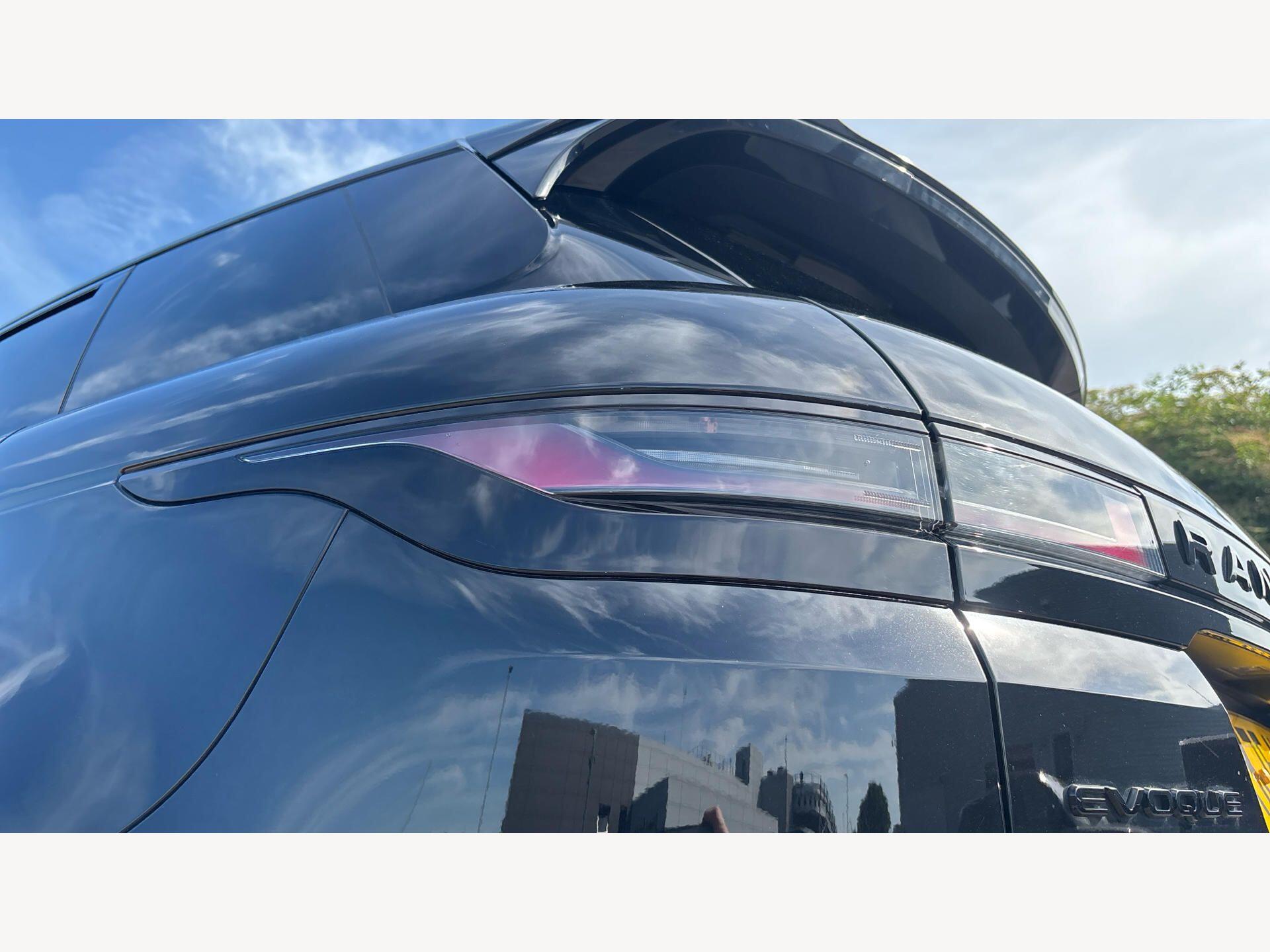 Land Rover Range Rover Evoque view 23