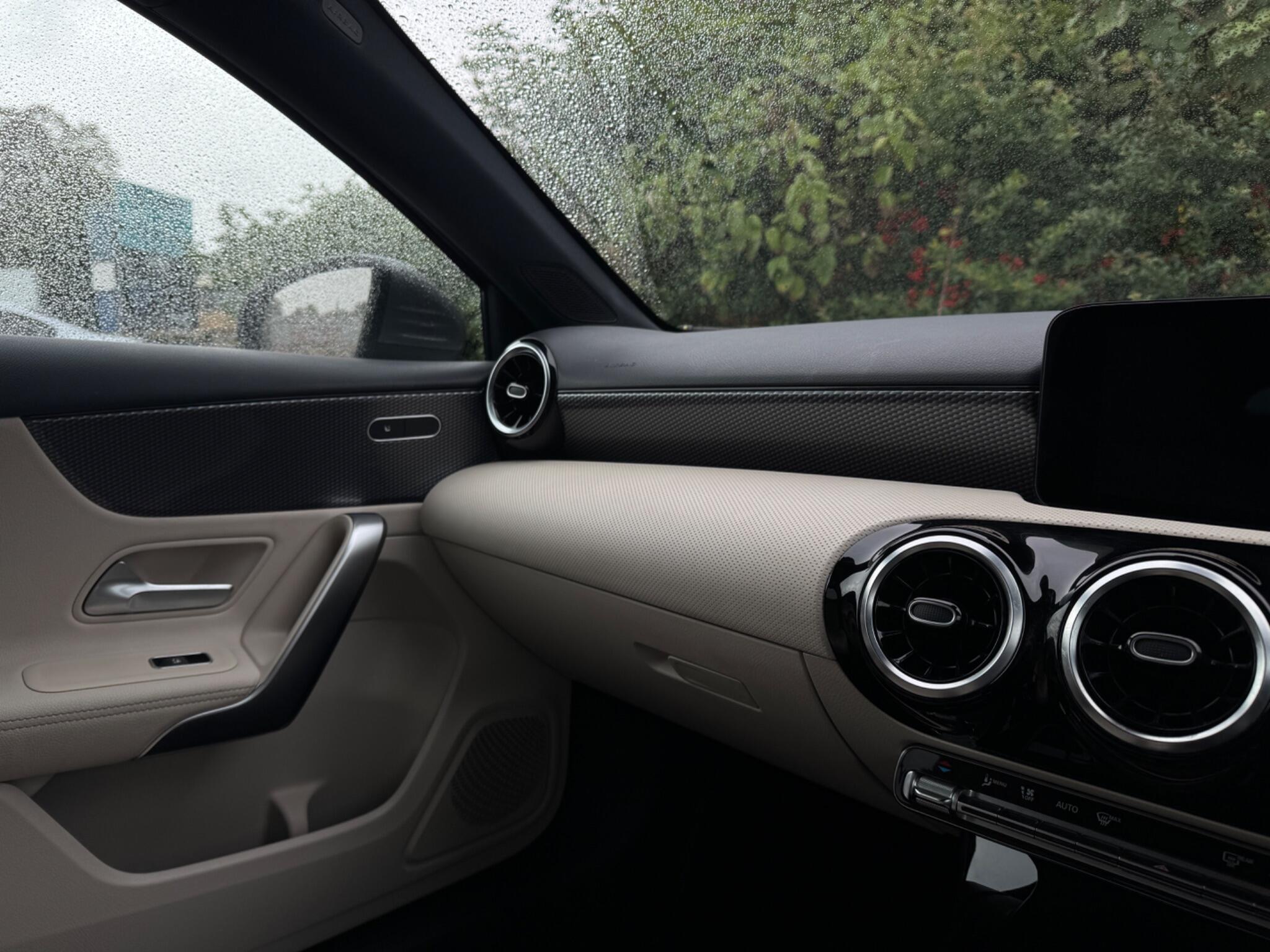 Mercedes-Benz A-Class view 9