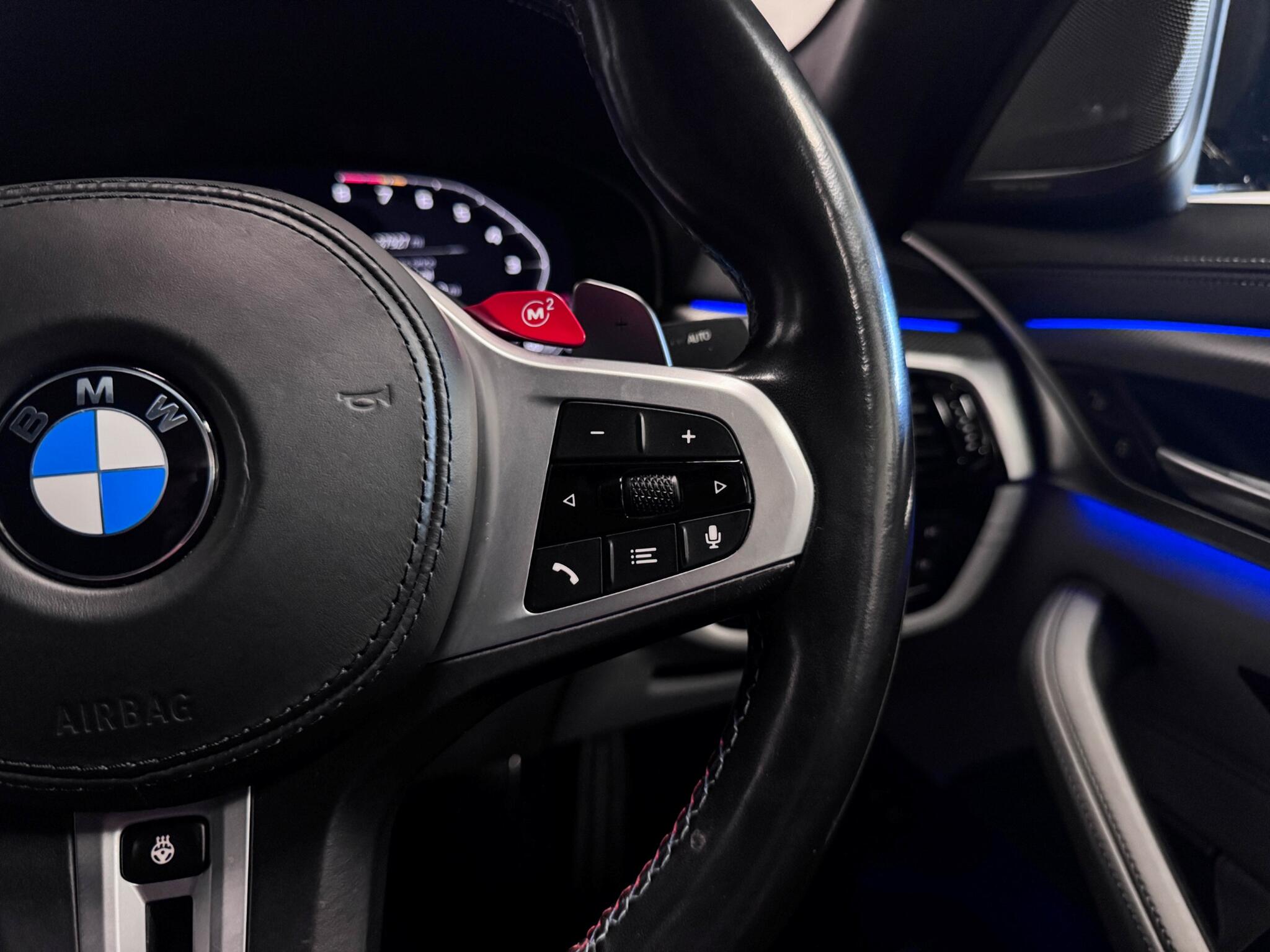 BMW M5 view 12
