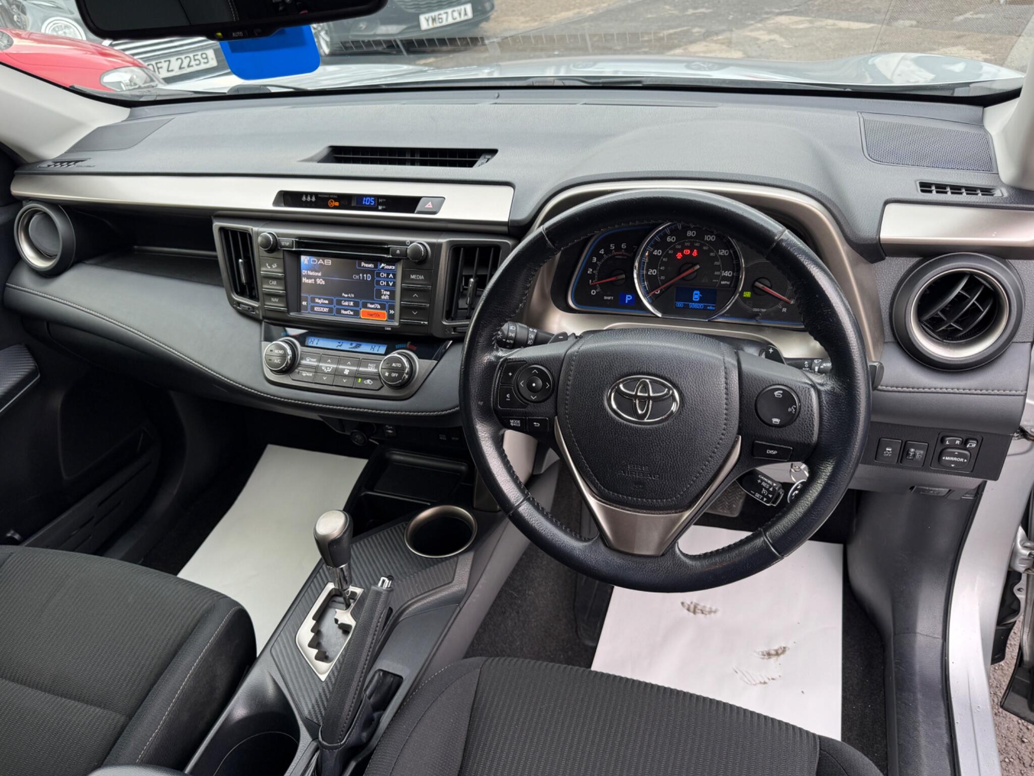 Toyota RAV4 - Image 34