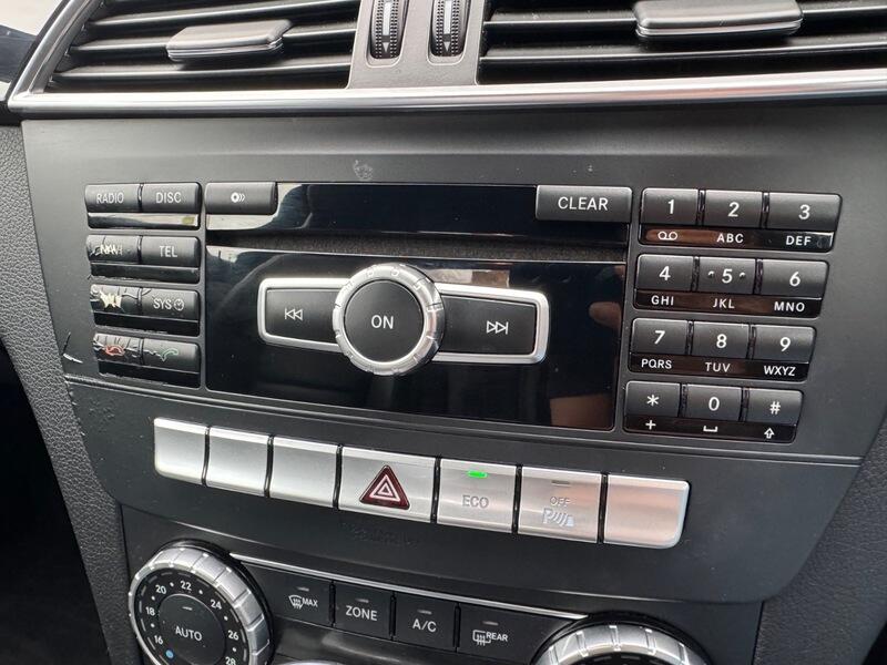 Mercedes-Benz C Class view 26