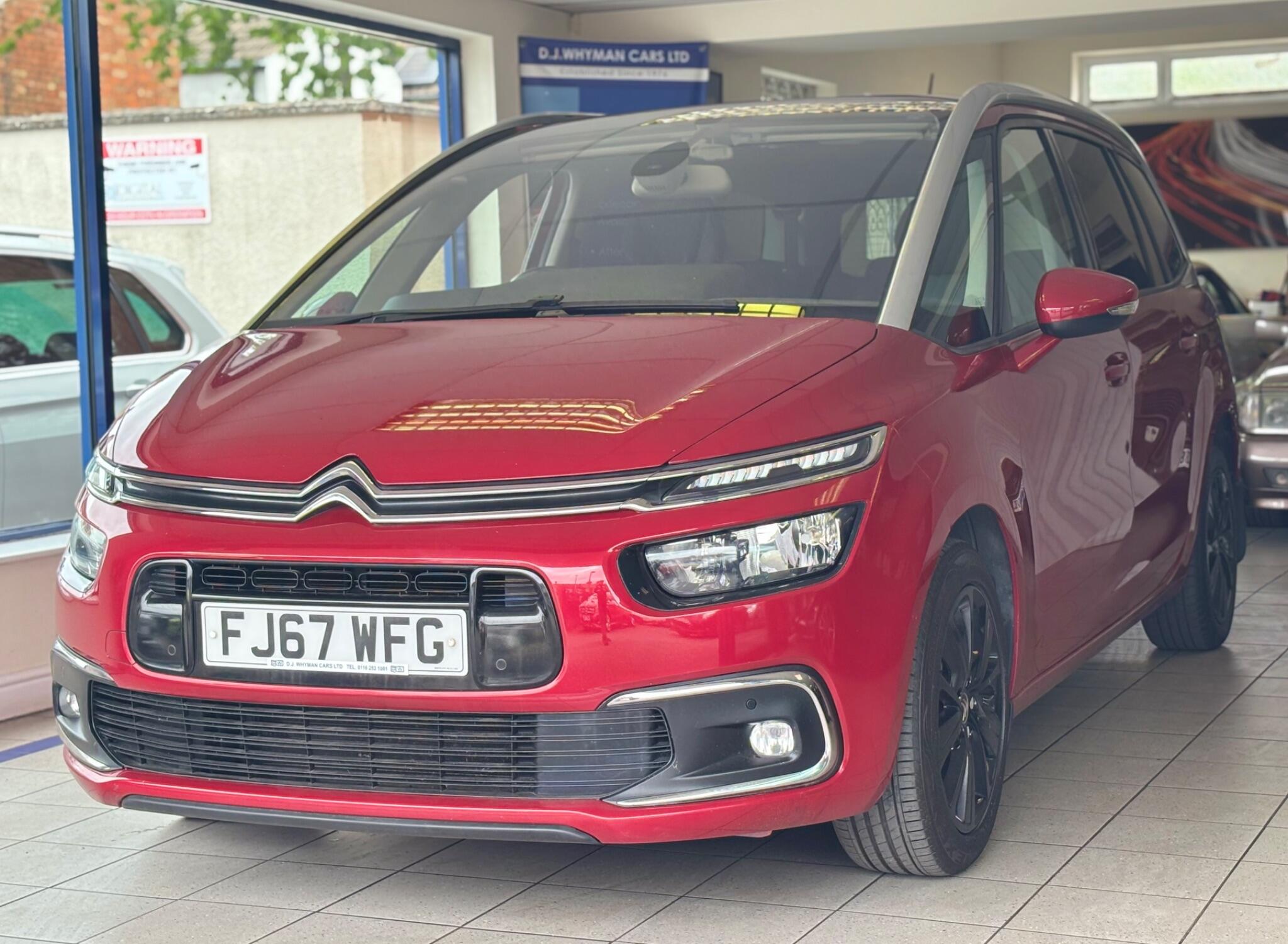 Citroen Grand C4 Picasso view 5