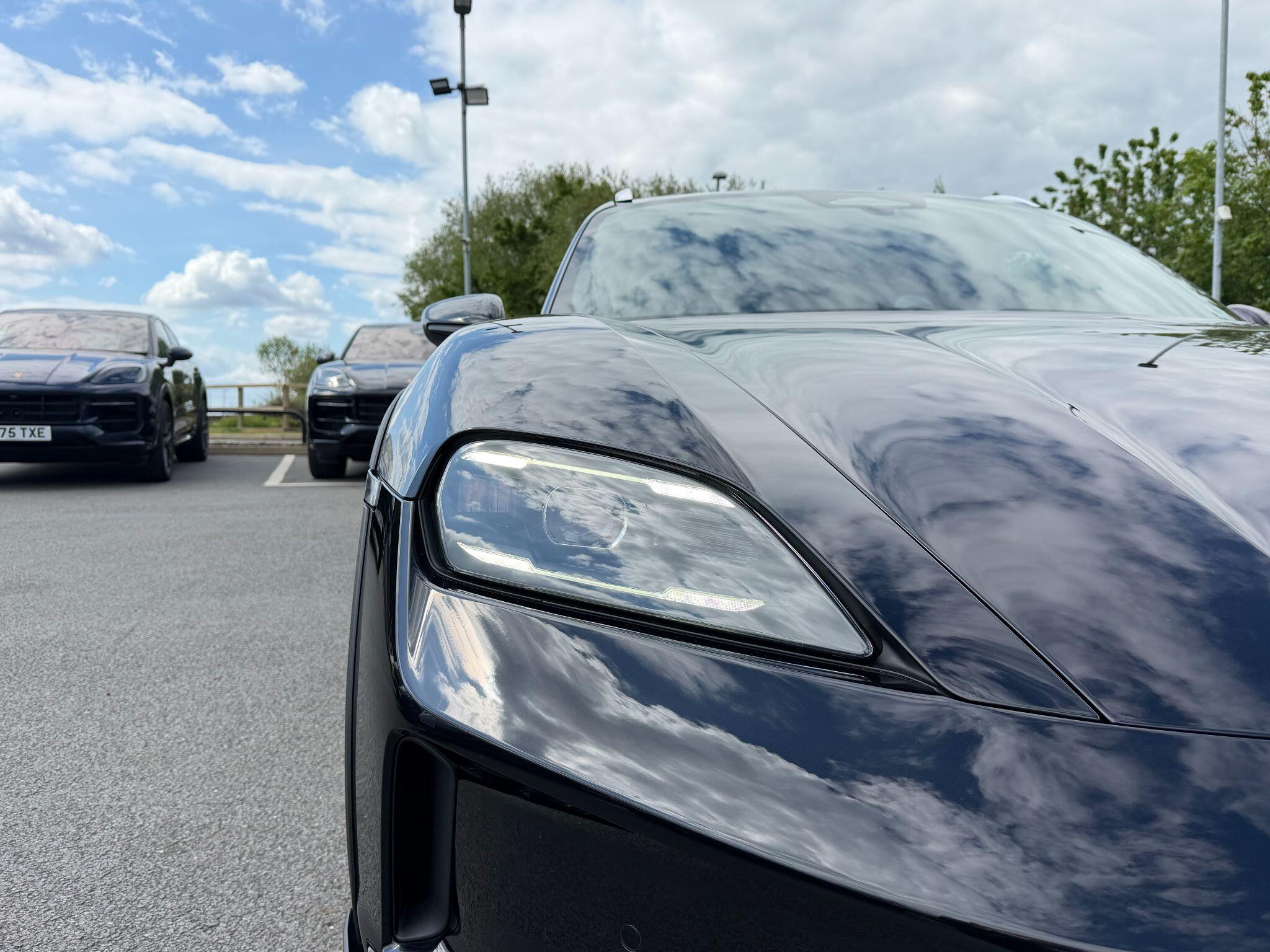 Porsche Taycan view 27