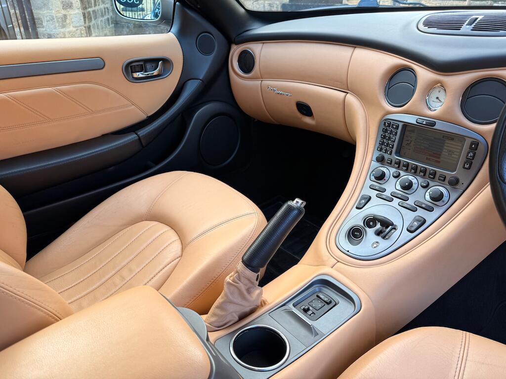 Maserati Coupe view 38