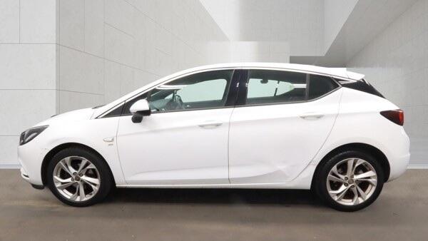 Vauxhall Astra view 10