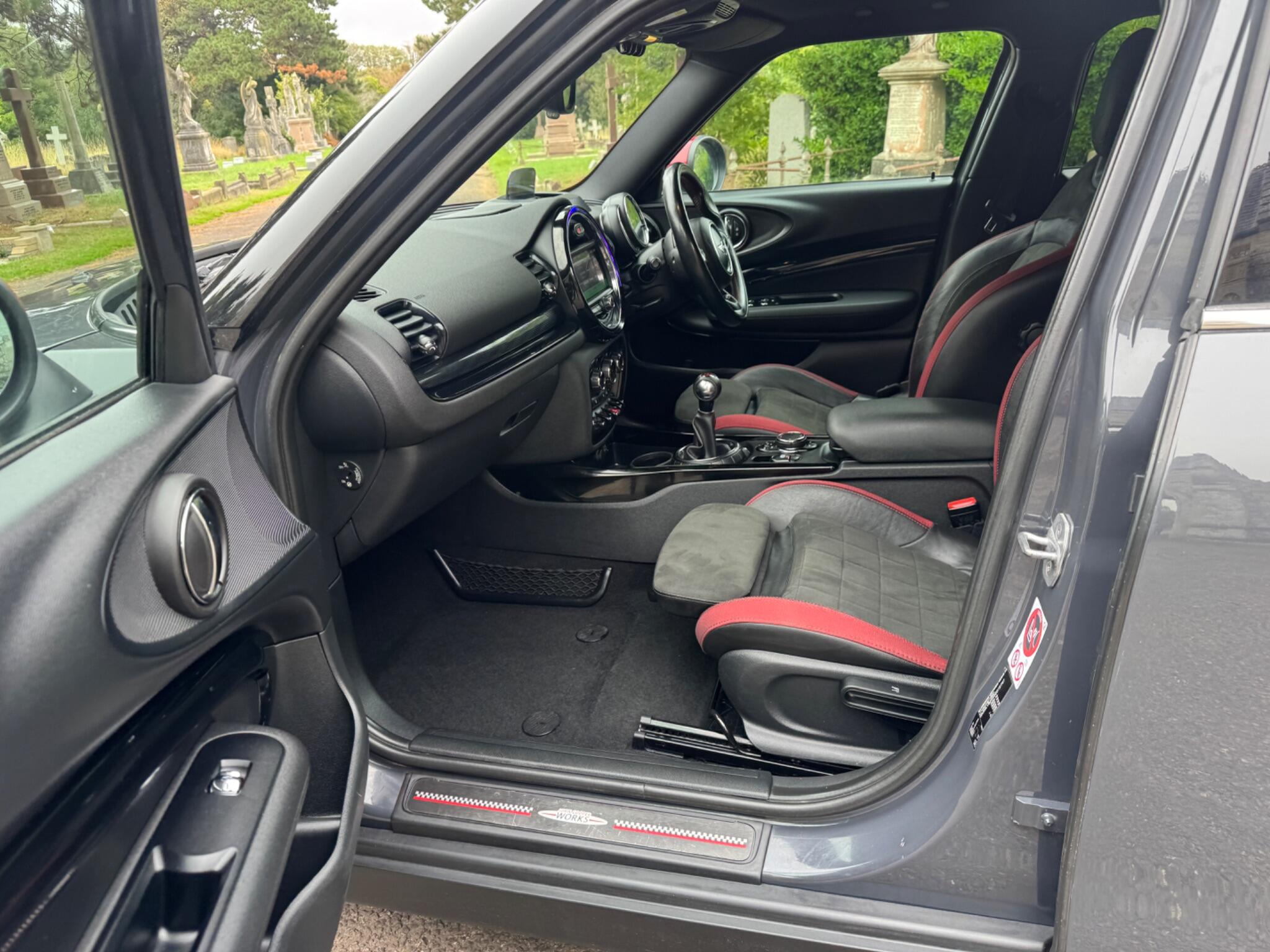 Mini Clubman view 58