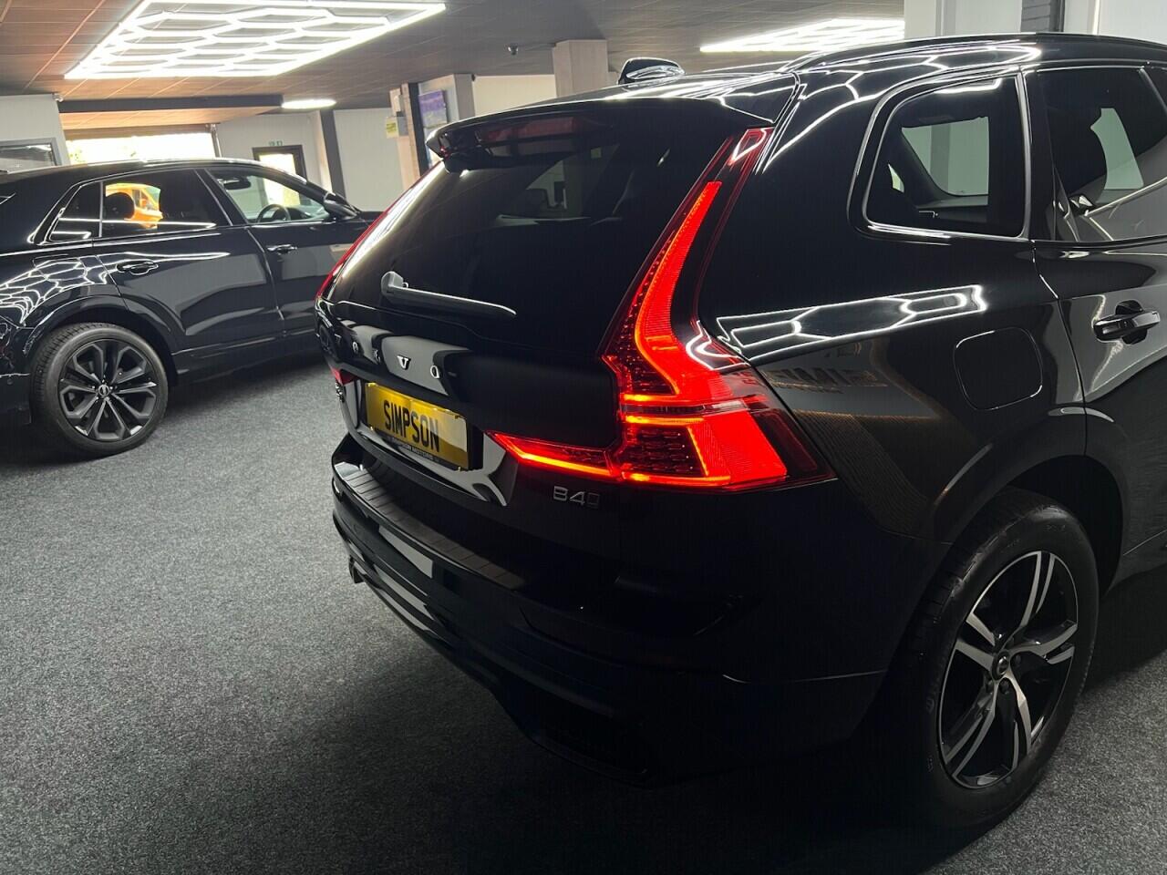 Volvo XC60 view 11