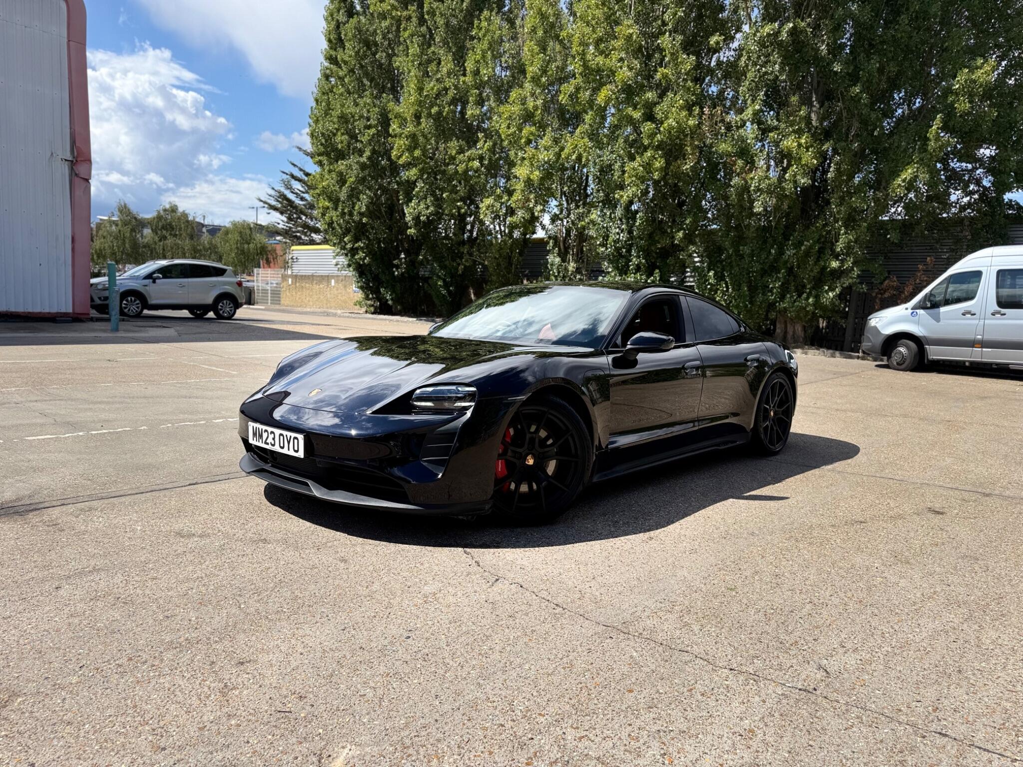Porsche Taycan view 9