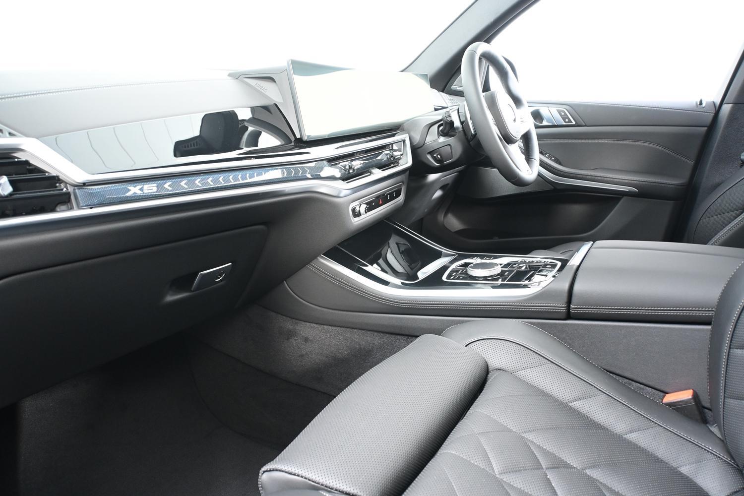 BMW X5 view 7