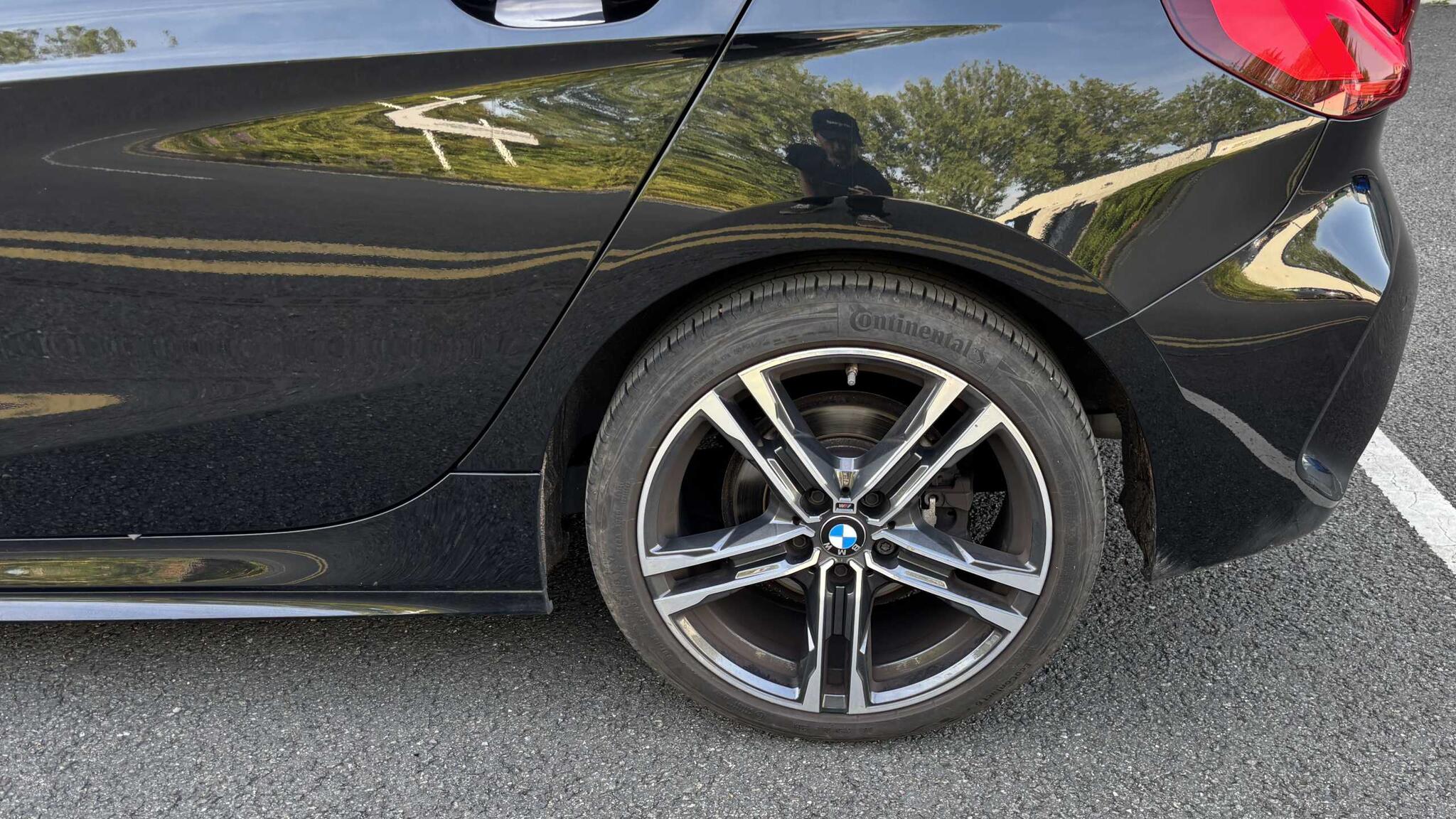 BMW 1 Series view 18