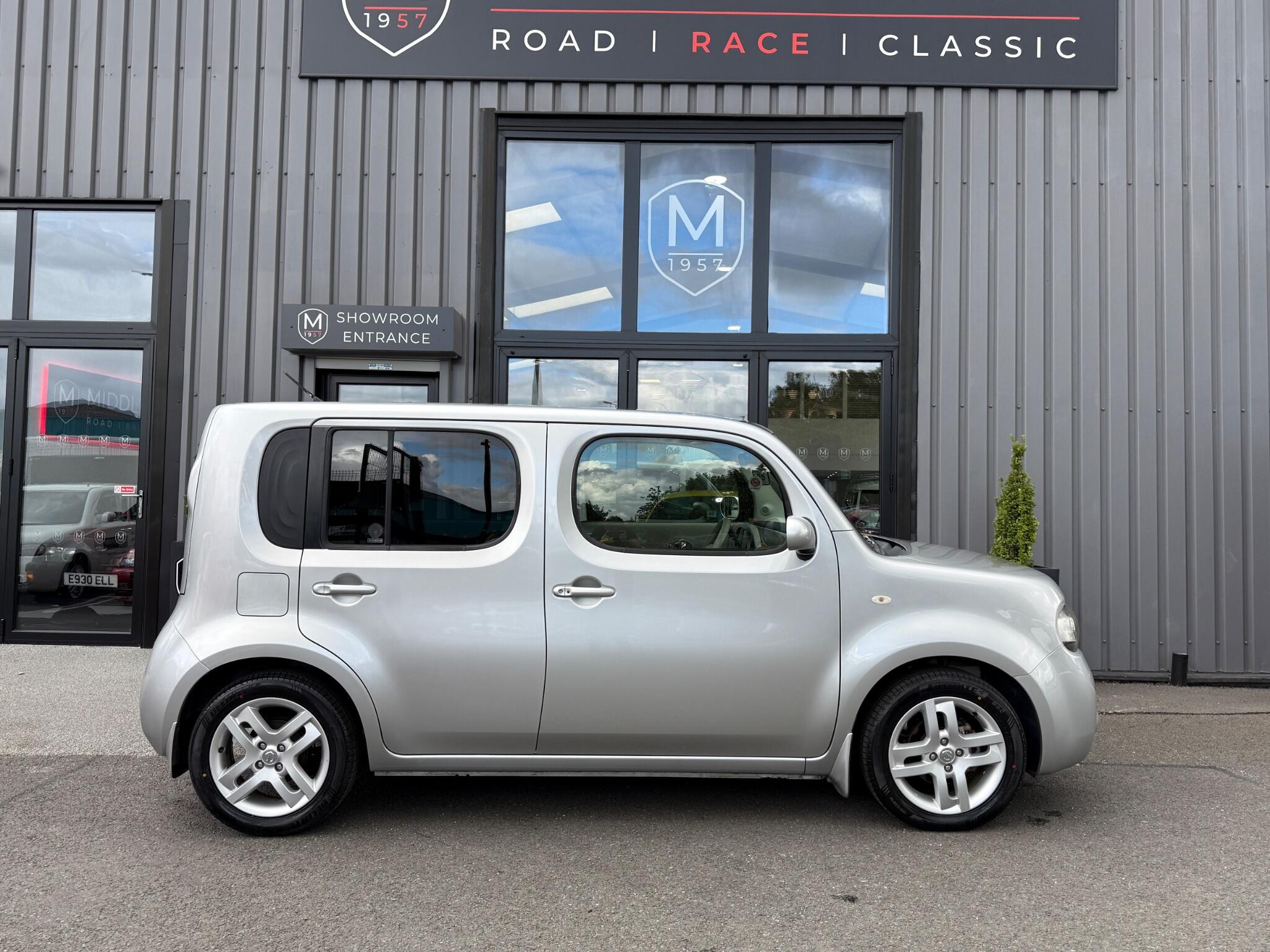 Nissan Cube view 13