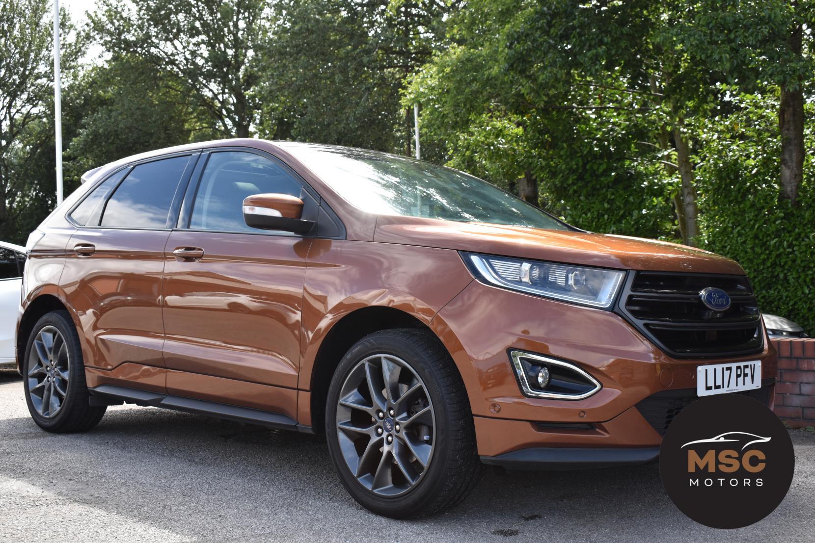 Ford Edge view 24