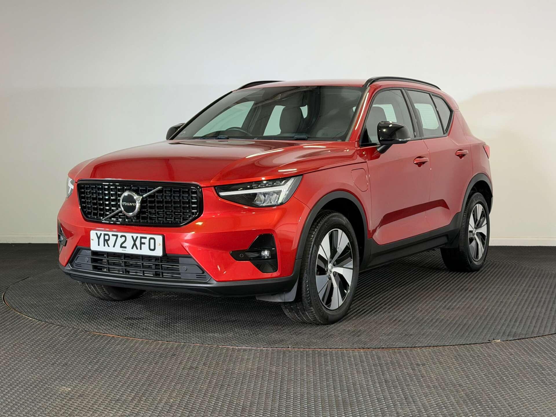 Volvo XC40 view 3