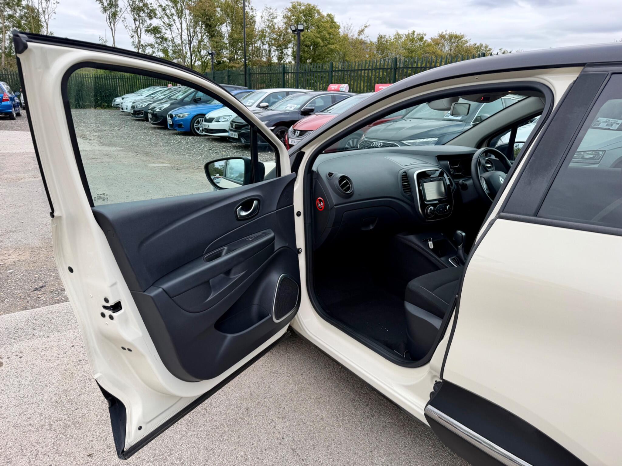 Renault Captur view 31