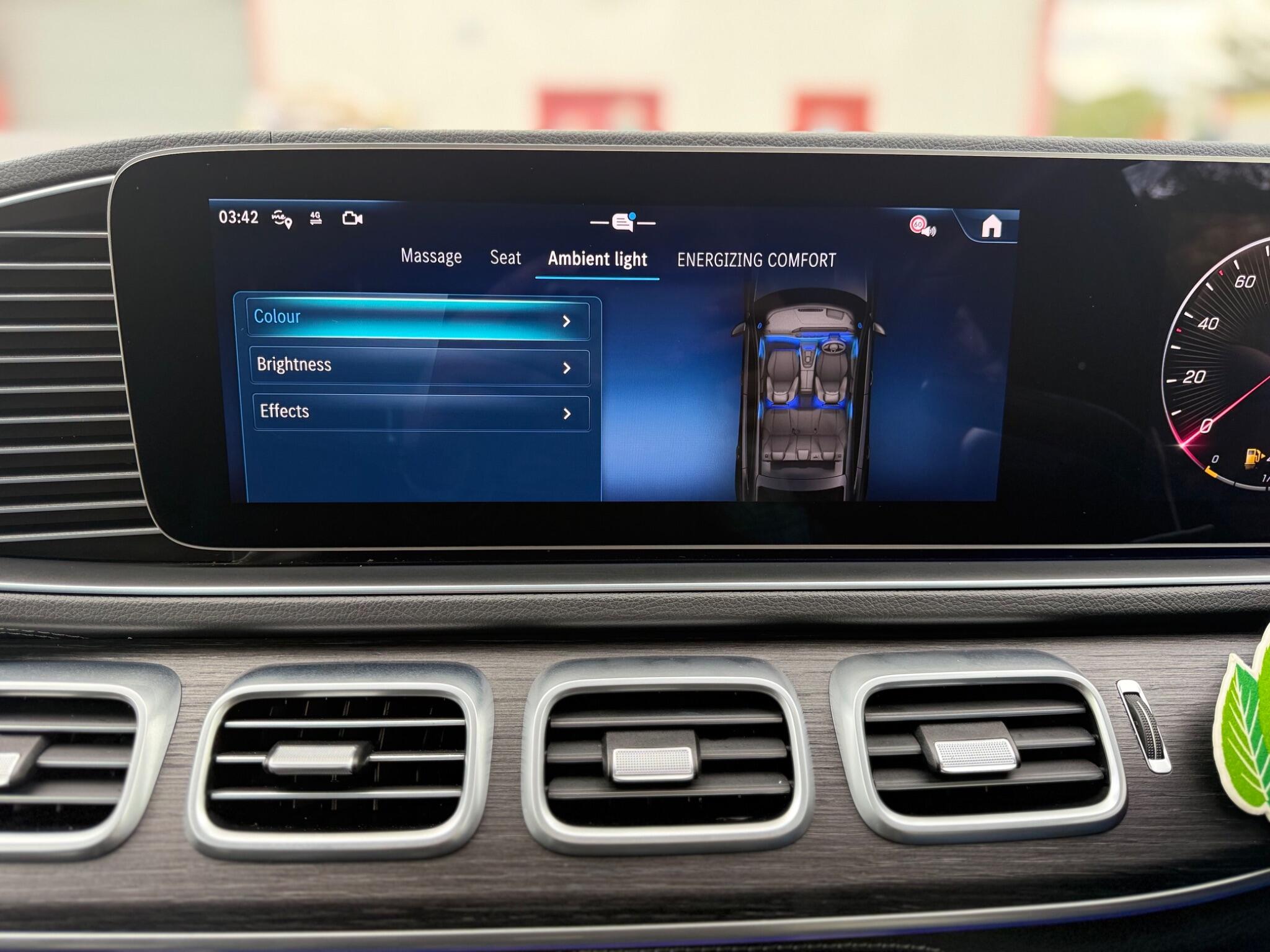 Mercedes-Benz GLE view 36