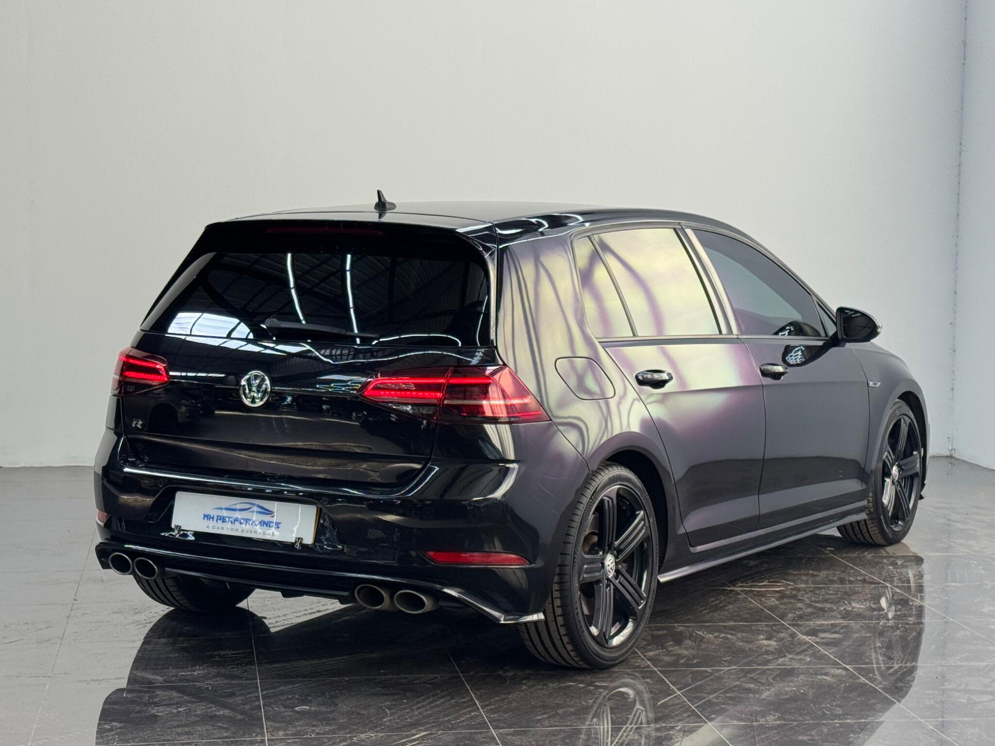 Volkswagen Golf view 38