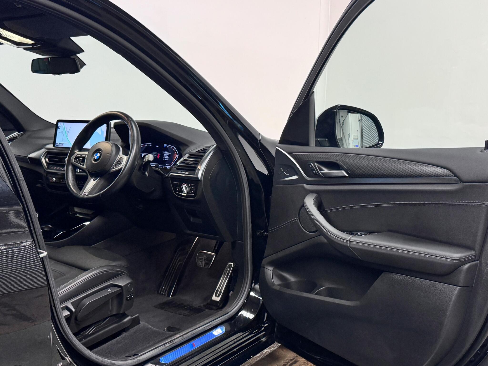 BMW X3 view 14