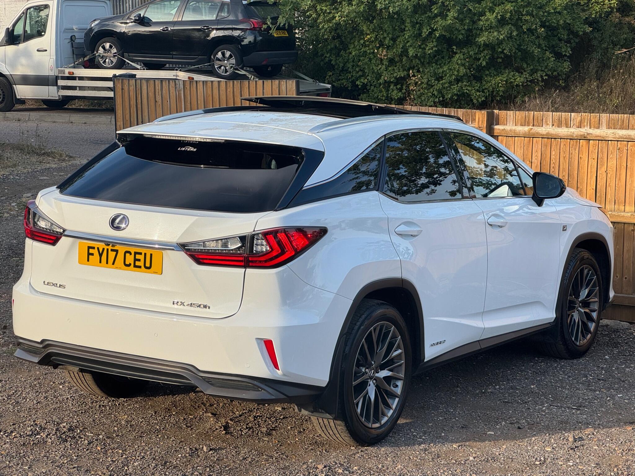 Lexus RX view 16