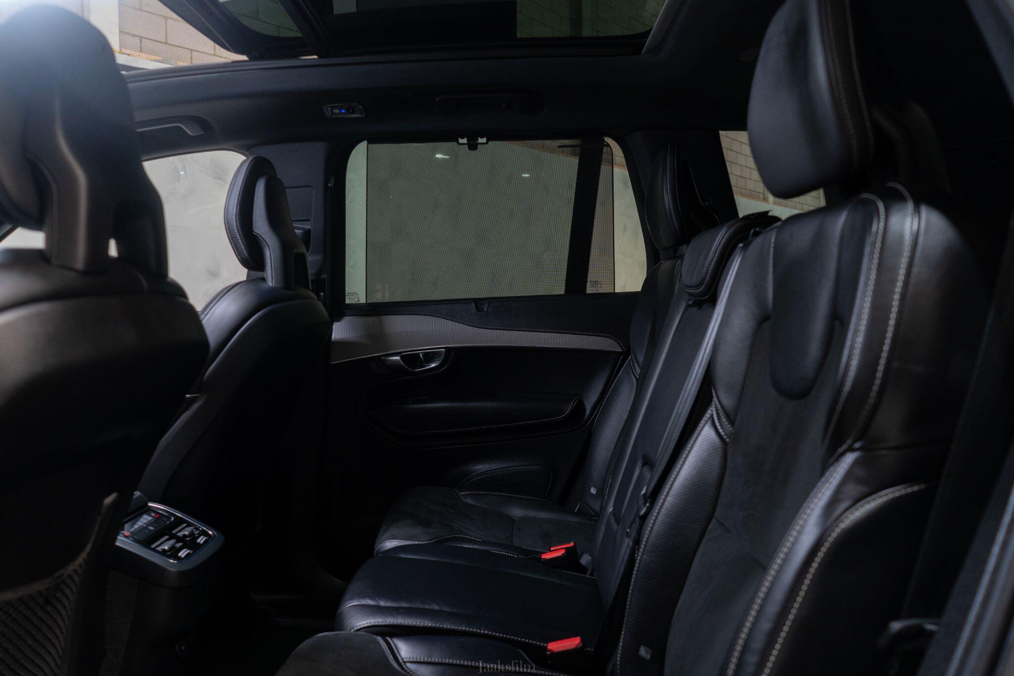 Volvo XC90 view 19