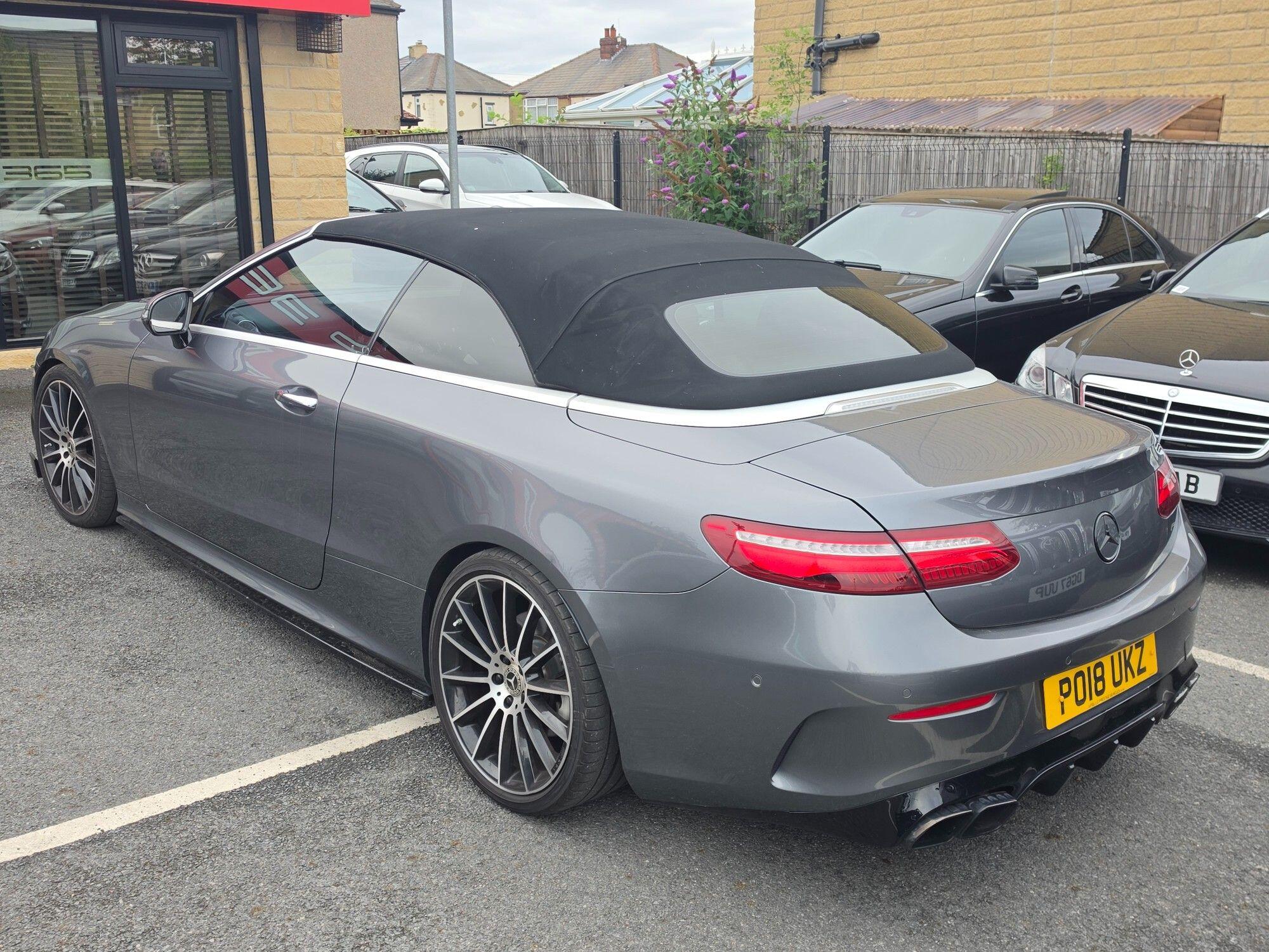 Mercedes-Benz E-Class view 22