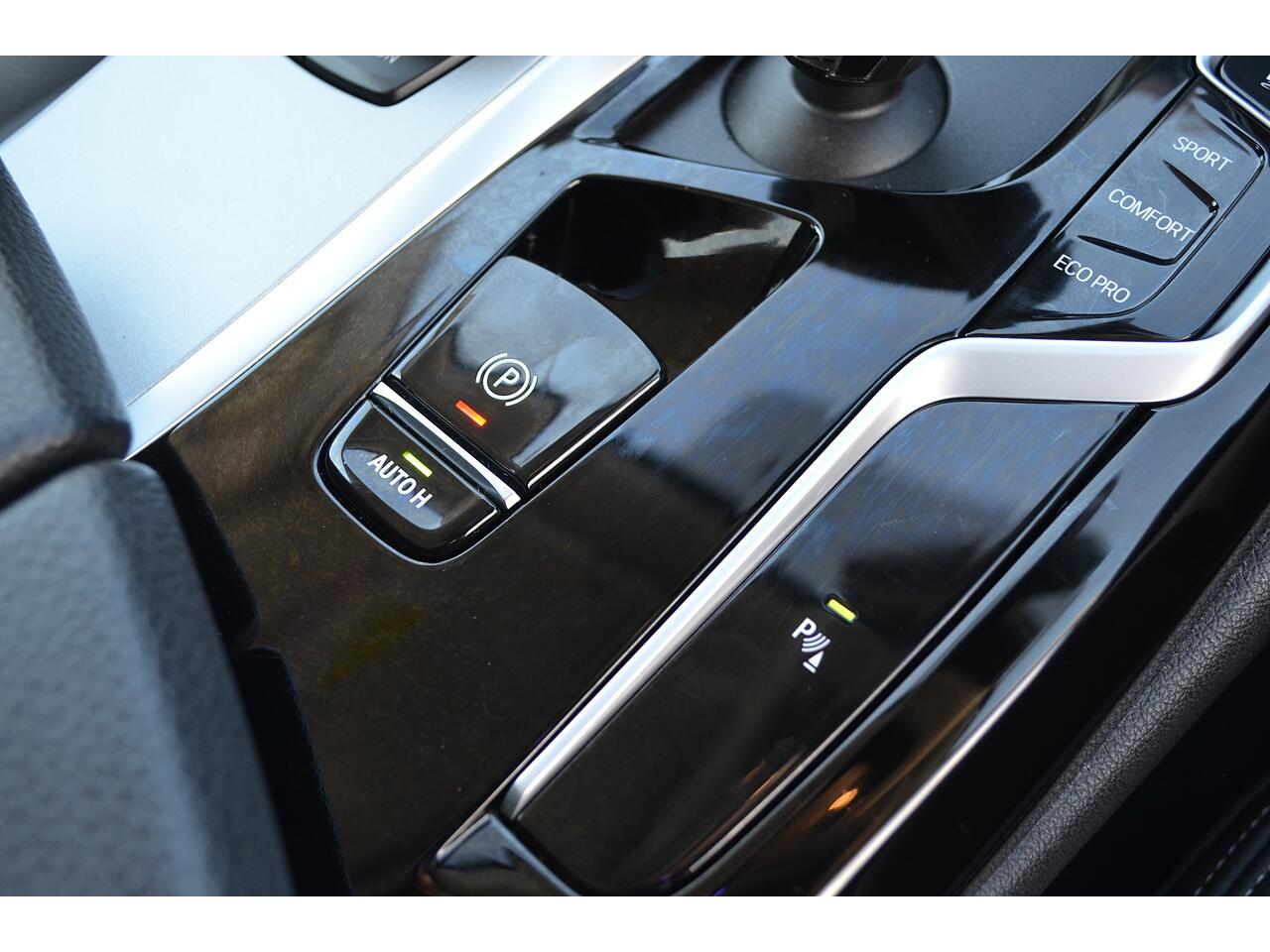 BMW 5 Series view 62