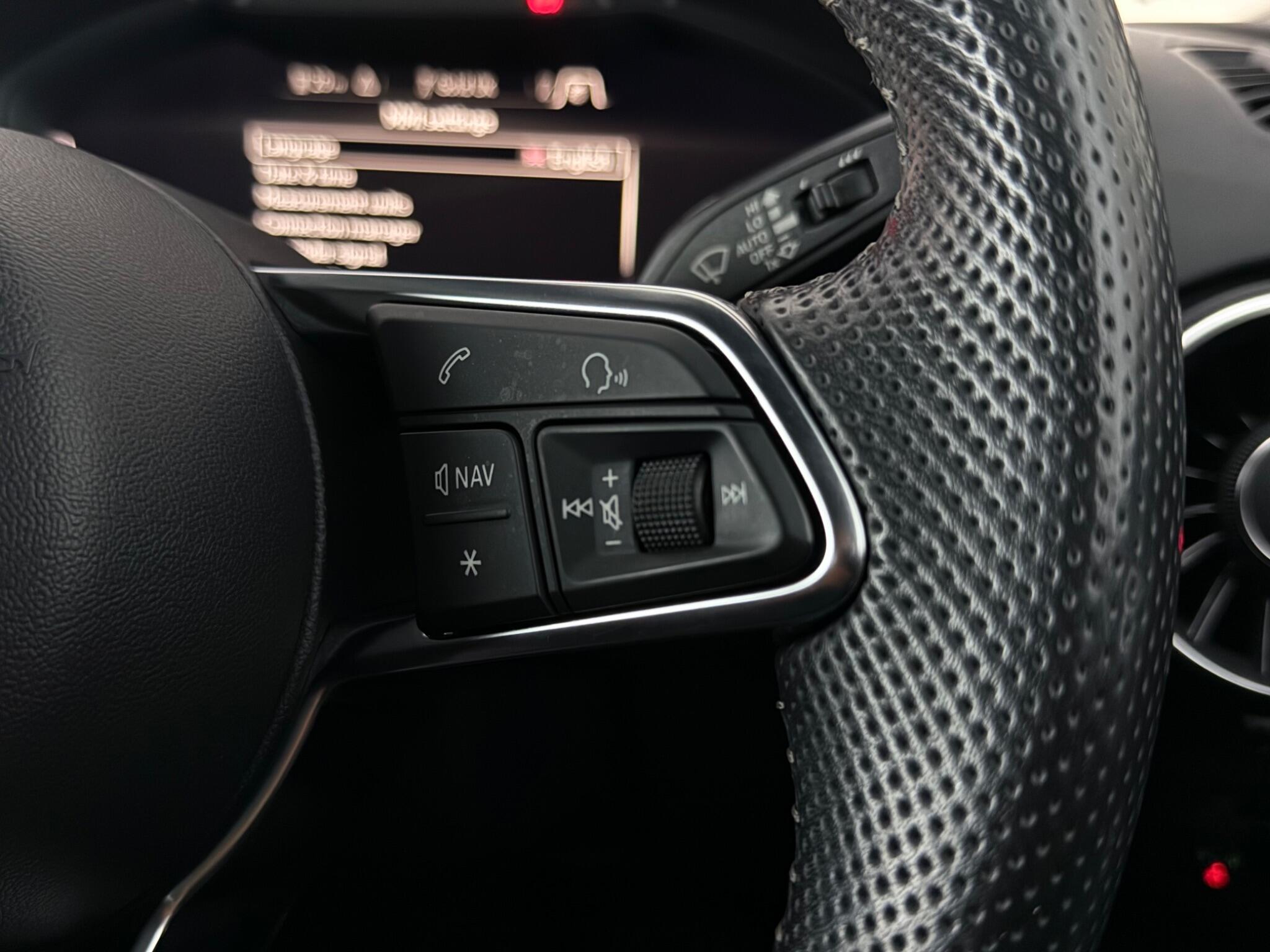 Audi TT view 17
