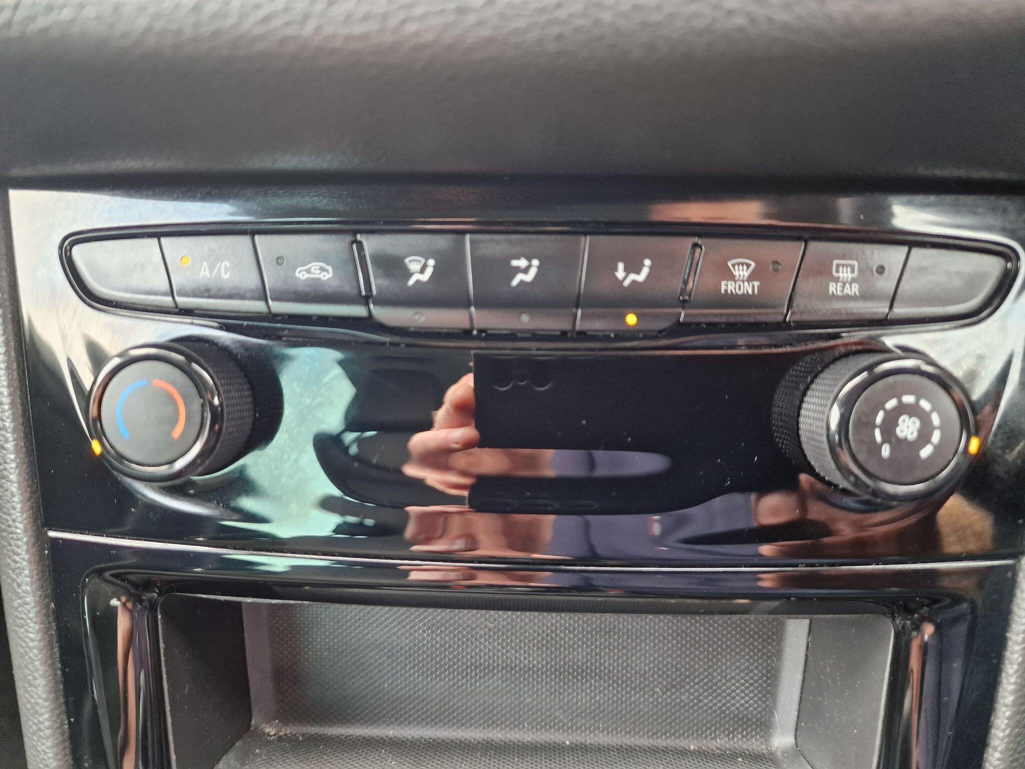 Vauxhall Astra view 27