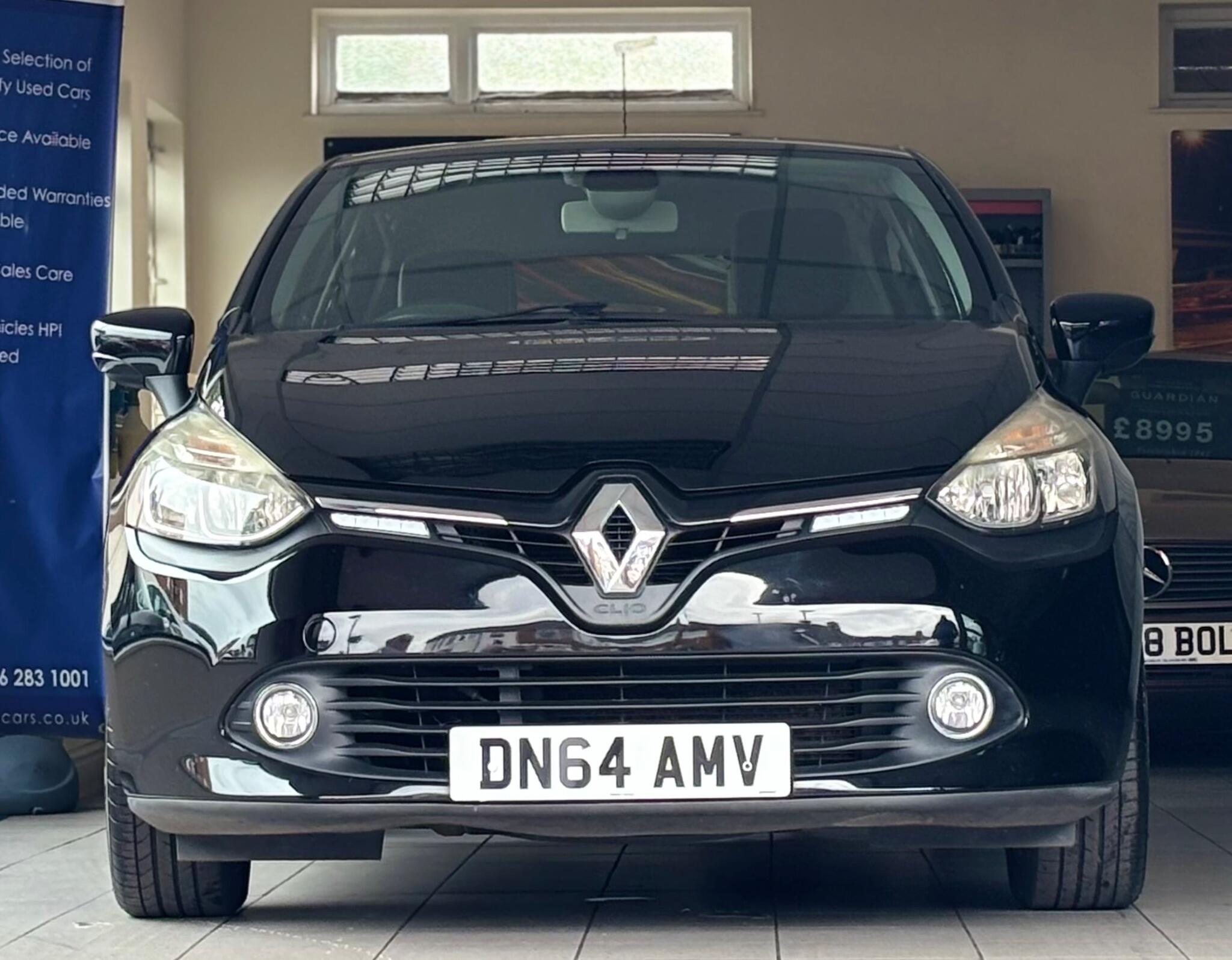 Renault Clio view 2