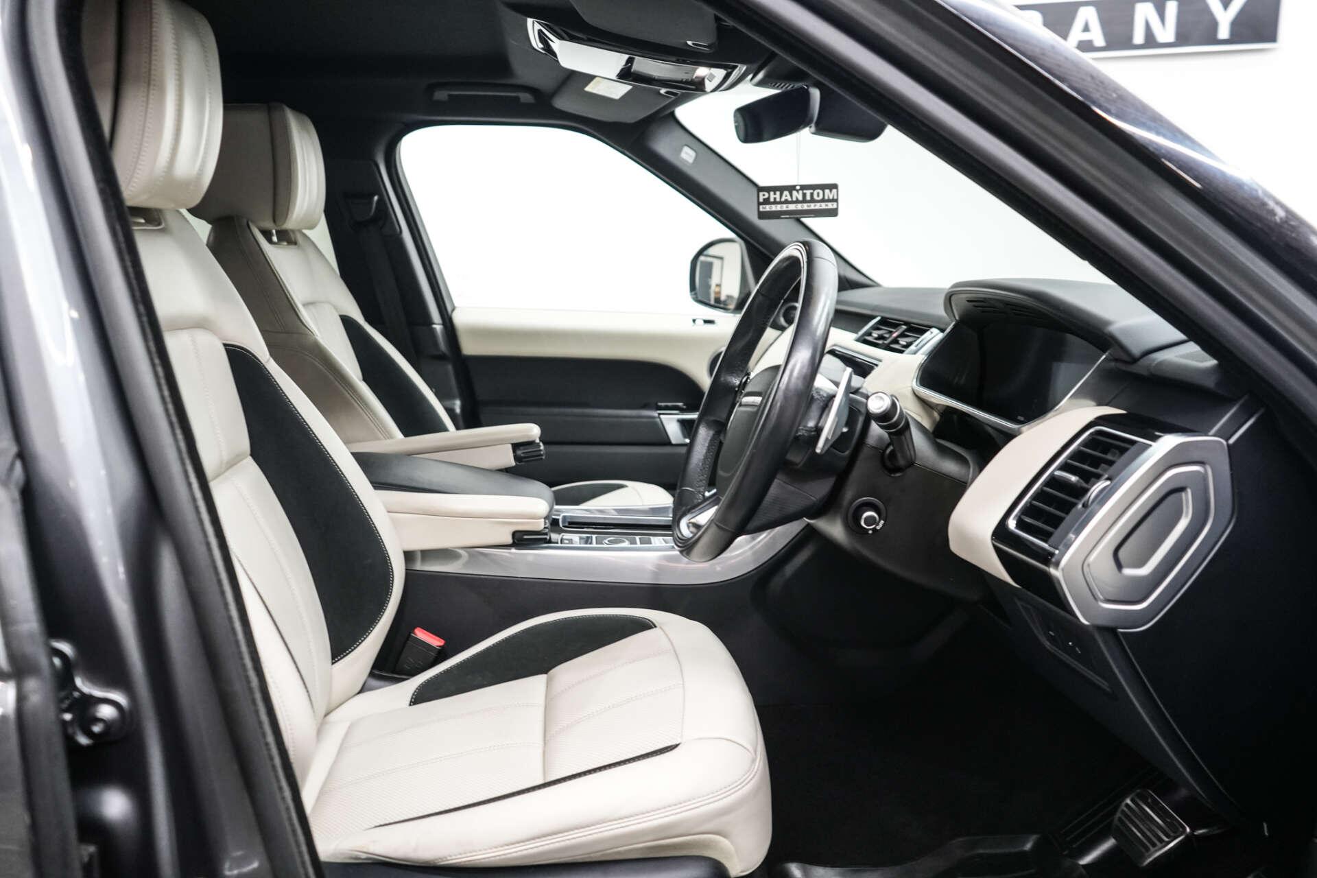 Land Rover Range Rover Sport view 14
