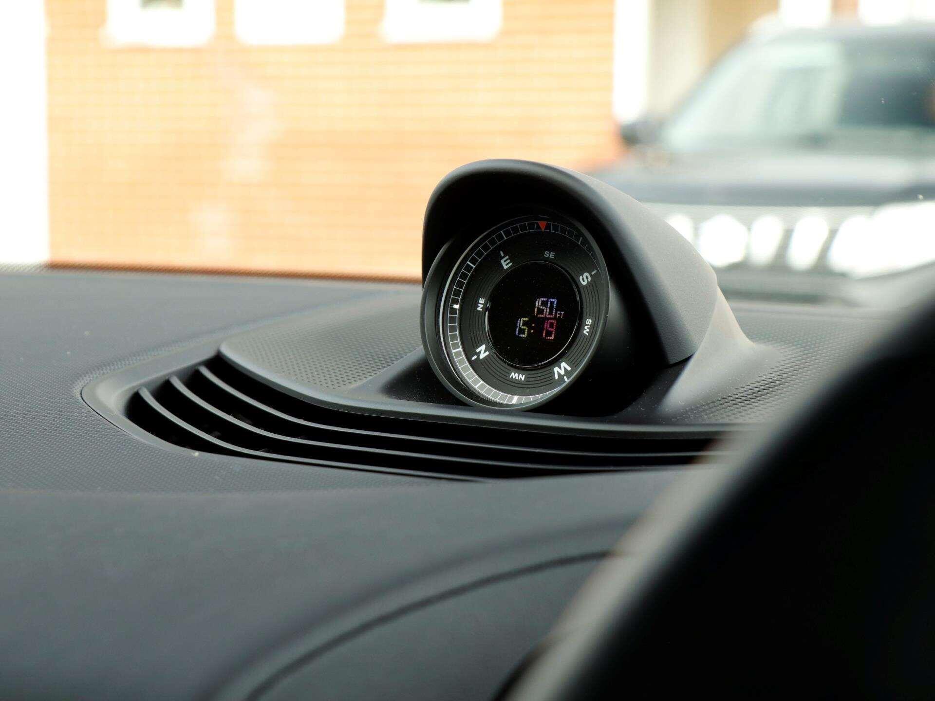 Porsche Taycan view 14