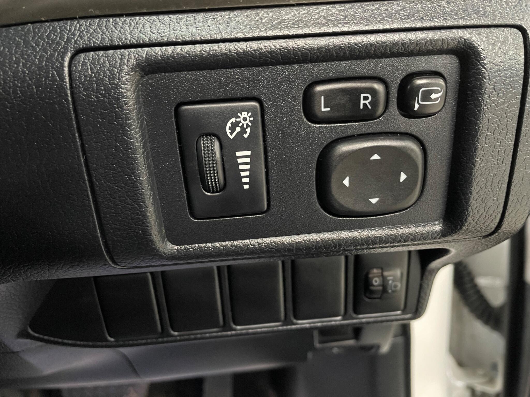 Lexus CT view 26