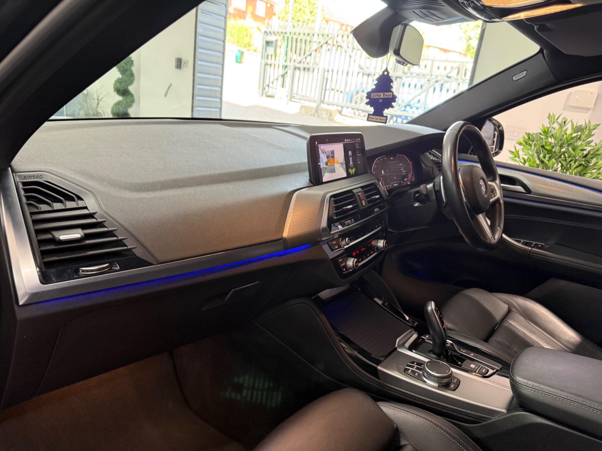 BMW X4 view 39
