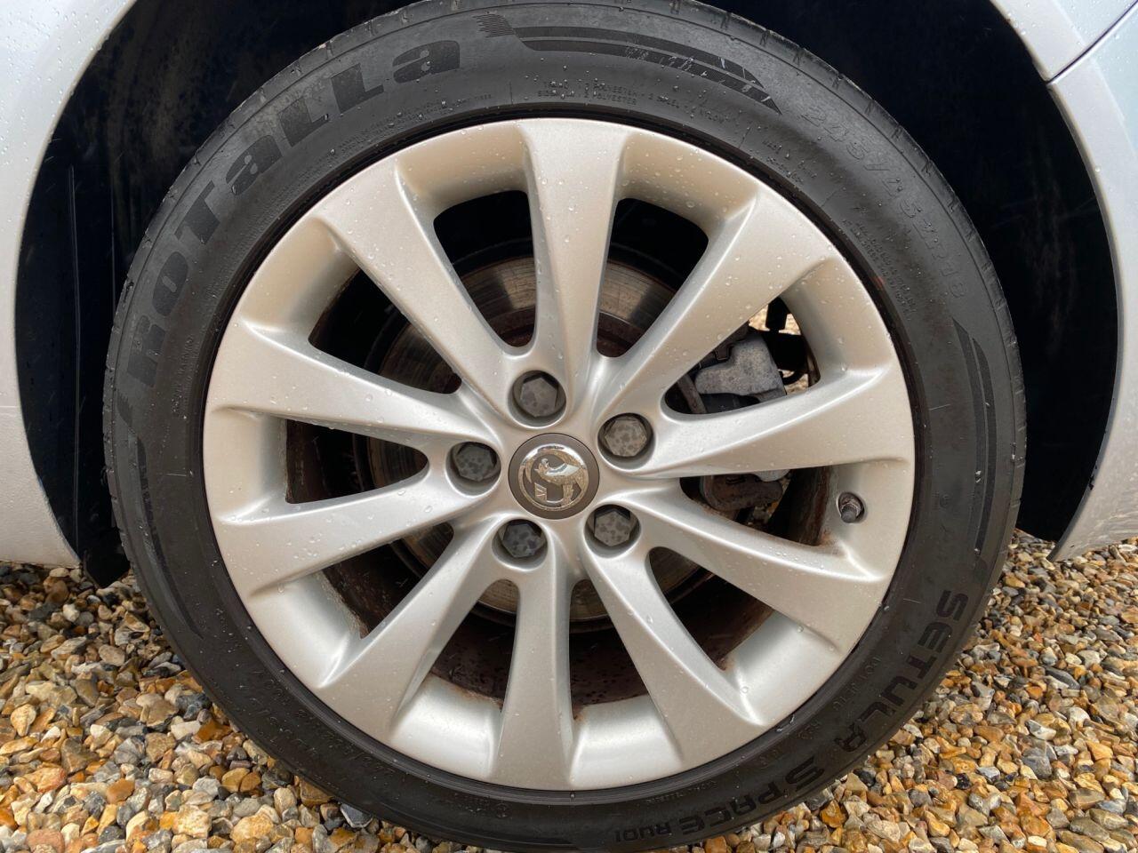 Vauxhall Insignia view 28