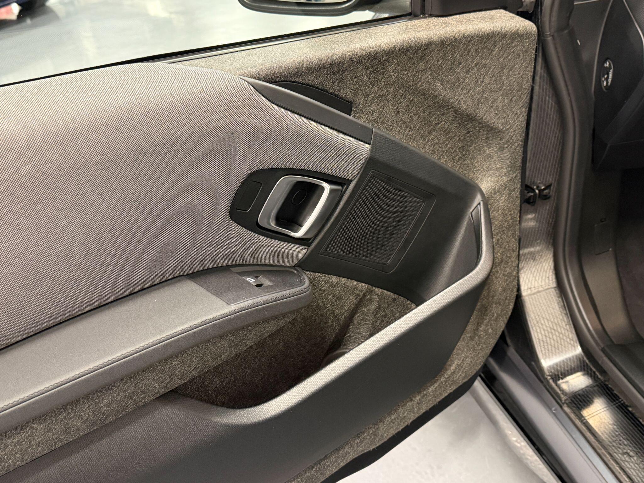 BMW I3 view 17