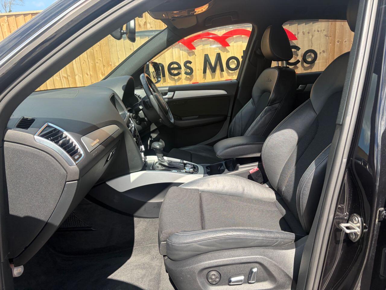 Audi Q5 view 15