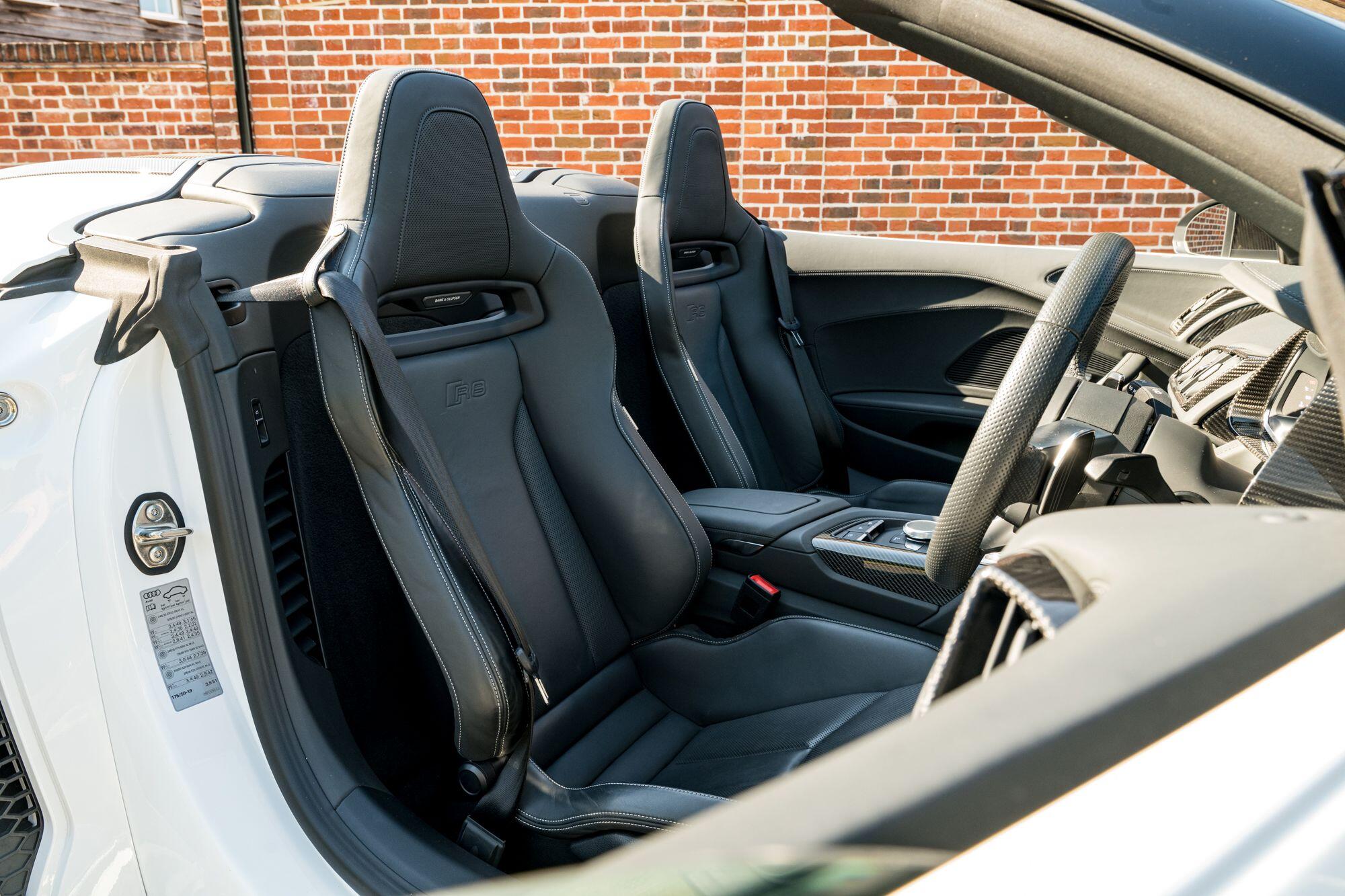 Audi R8 view 51
