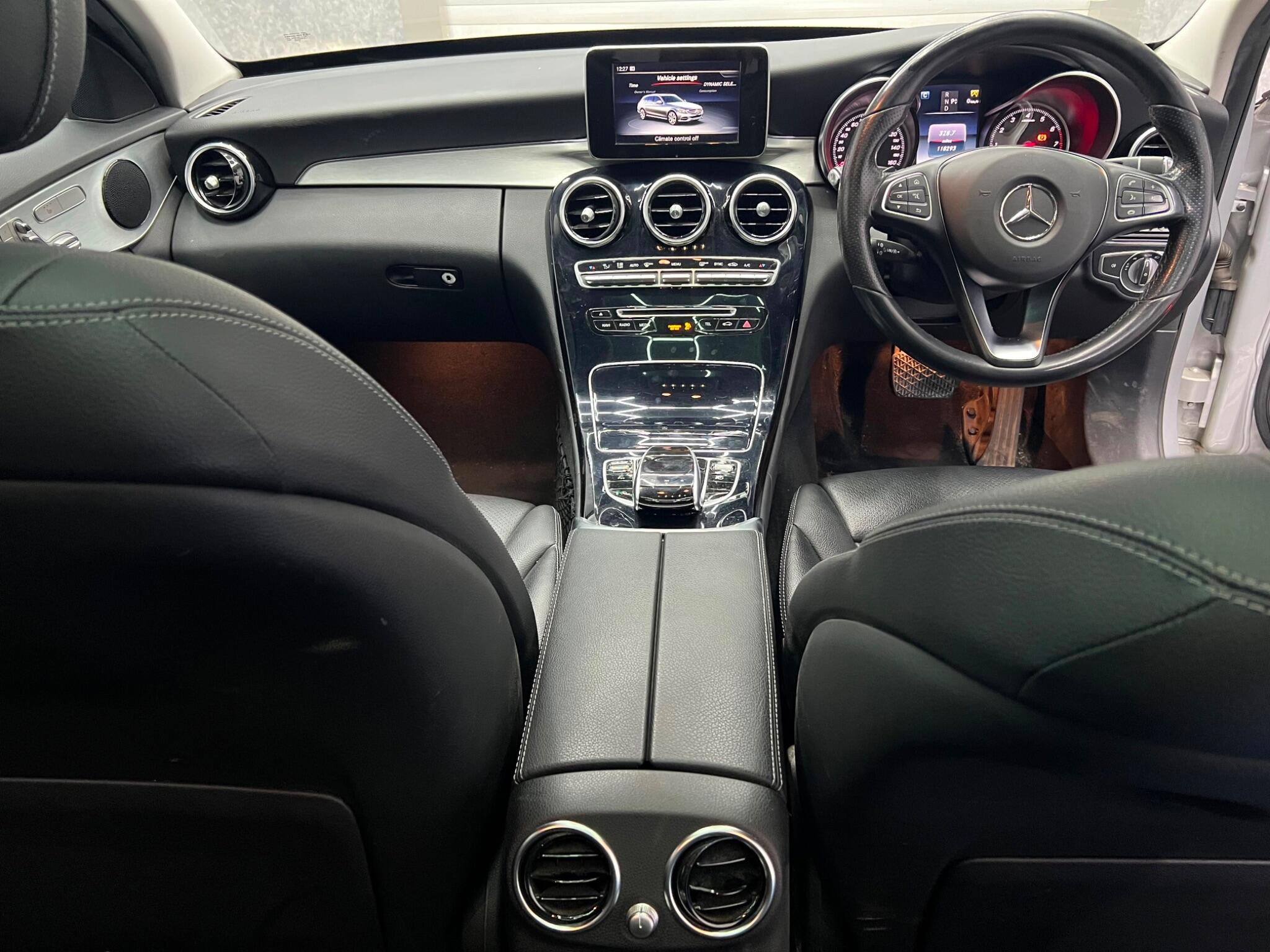 Mercedes-Benz C Class view 7