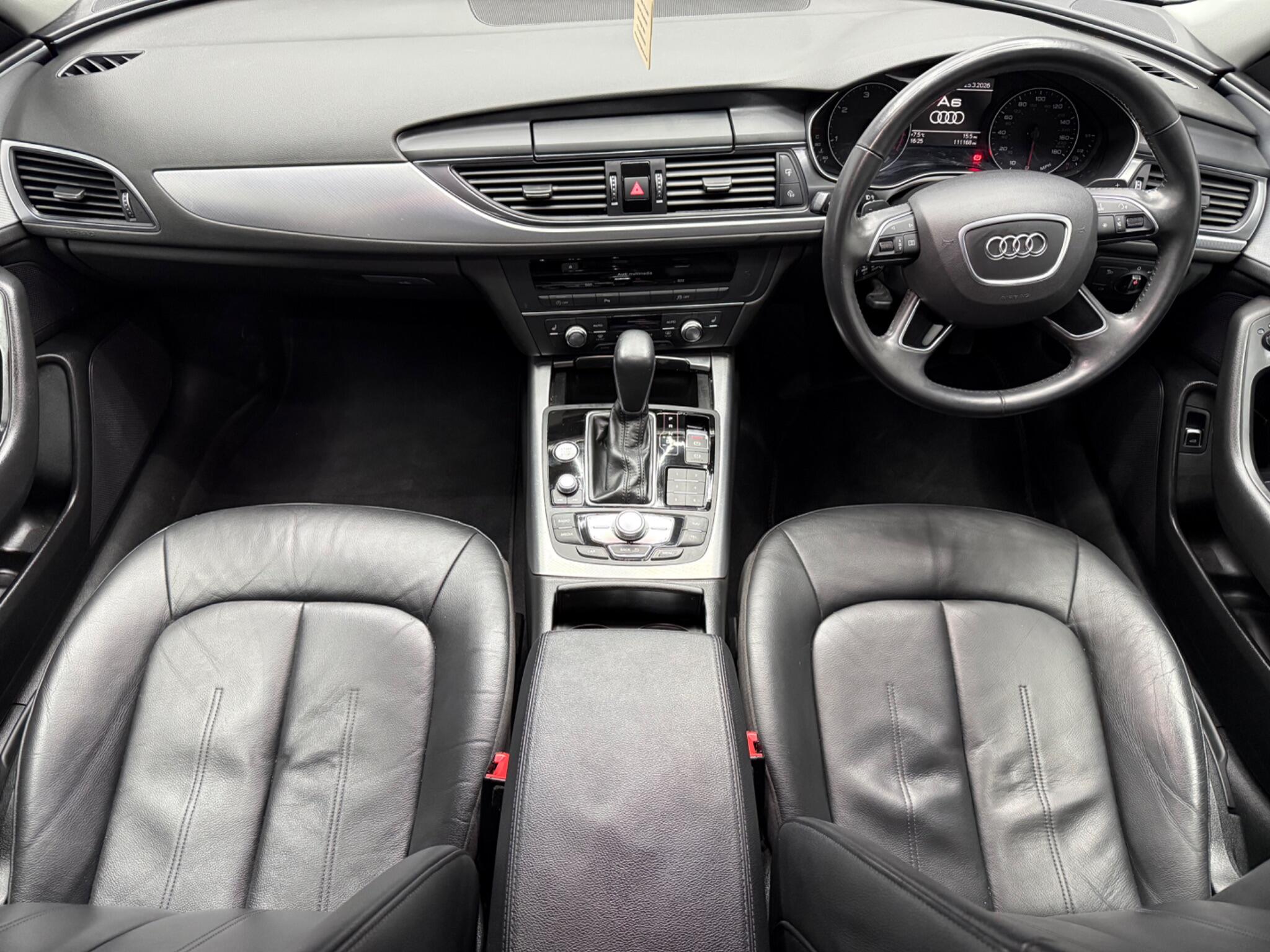 Audi A6 Avant view 10