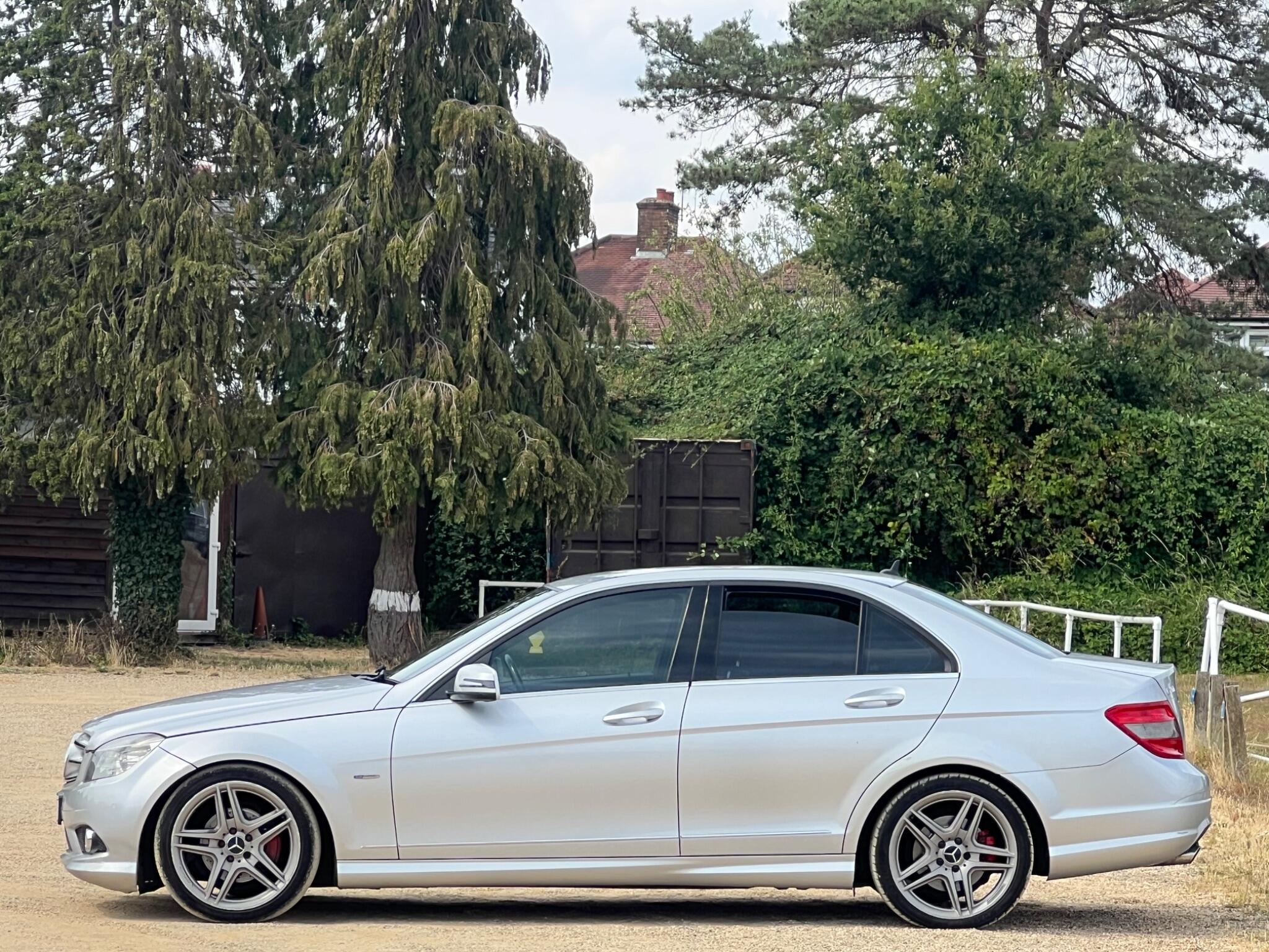 Mercedes-Benz C-Class view 6
