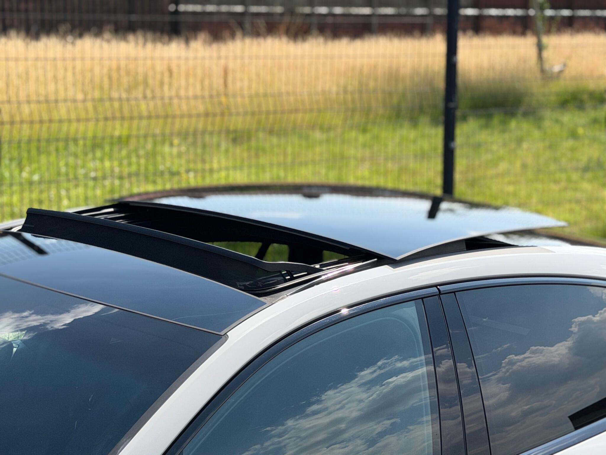 Porsche Panamera view 36