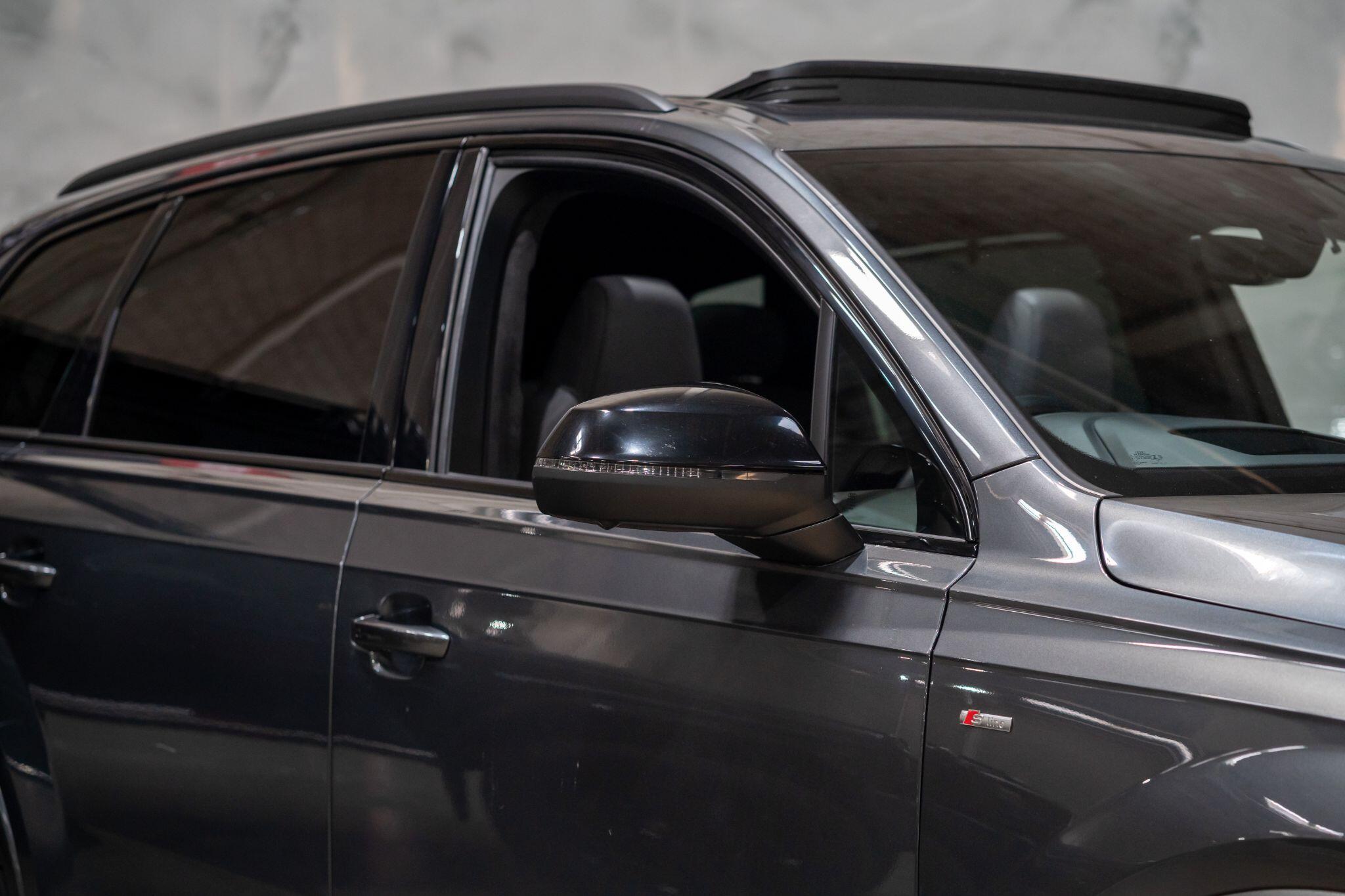 Audi Q7 view 38