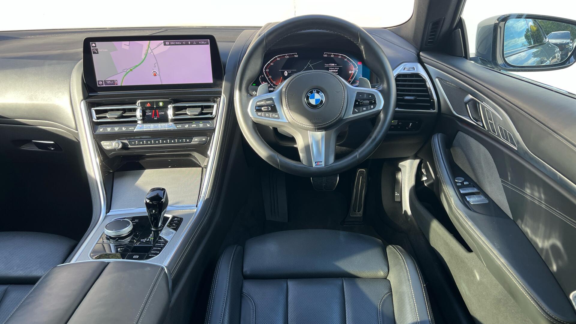 BMW 8 Series view 5